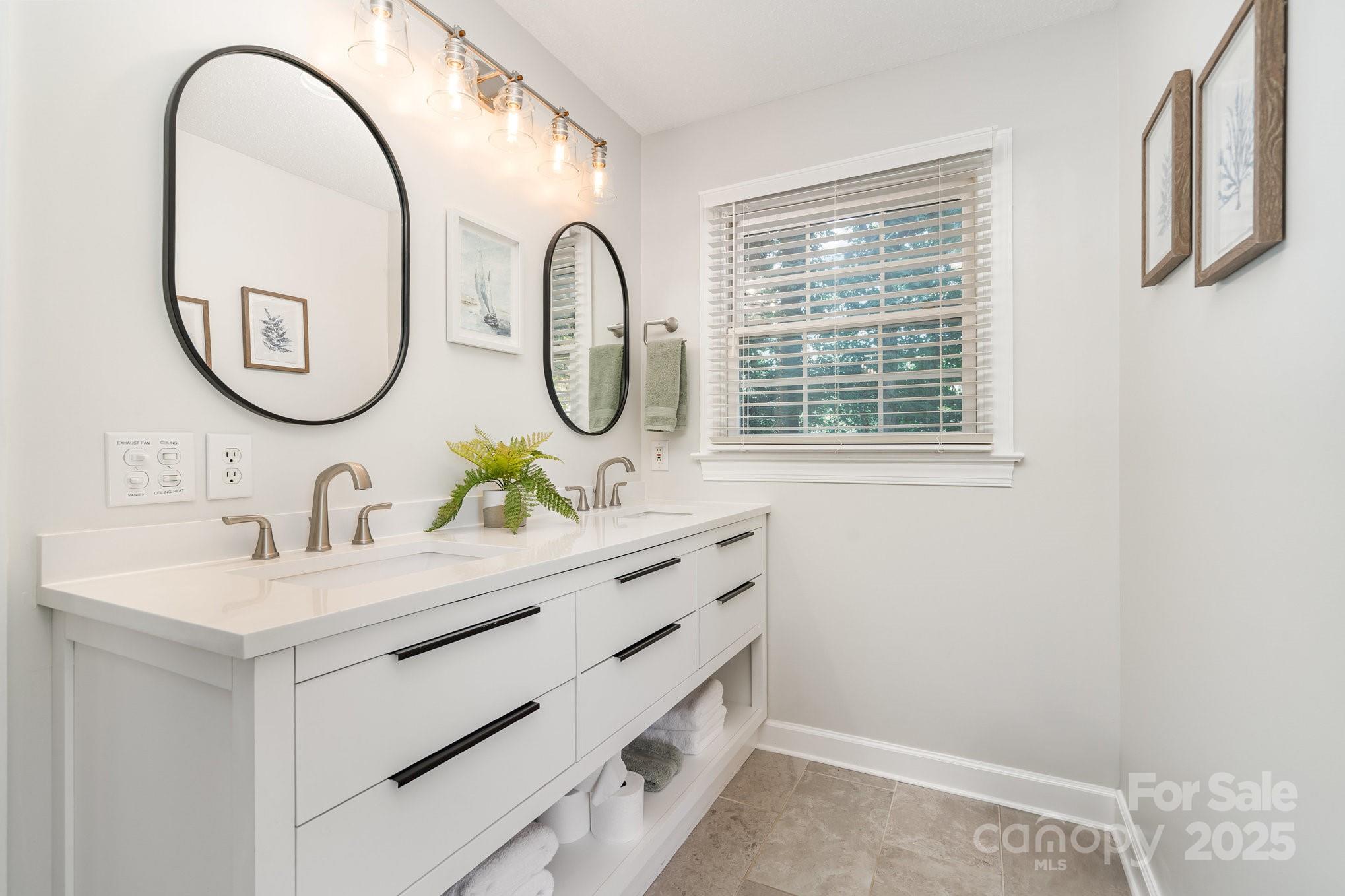 242 Waddell Road Property Photo 20