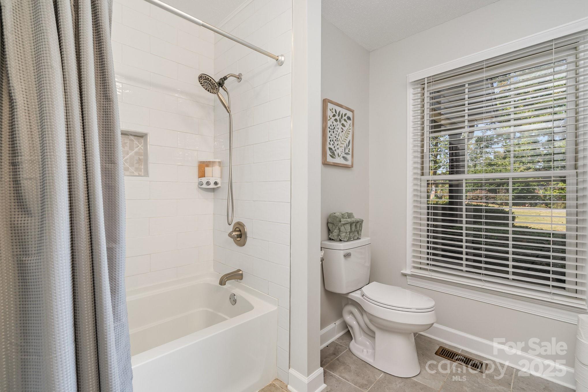 242 Waddell Road Property Photo 27