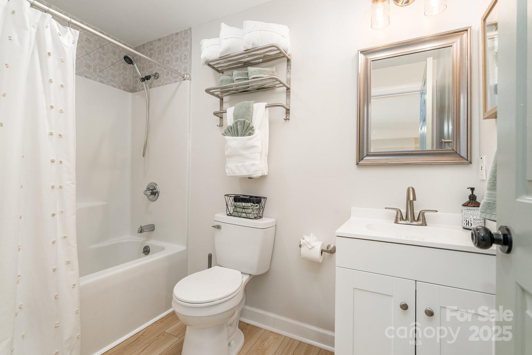 242 Waddell Road Property Photo 32