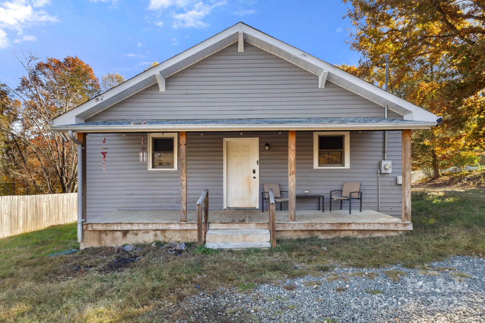 204 Shelby Street Property Photo 7