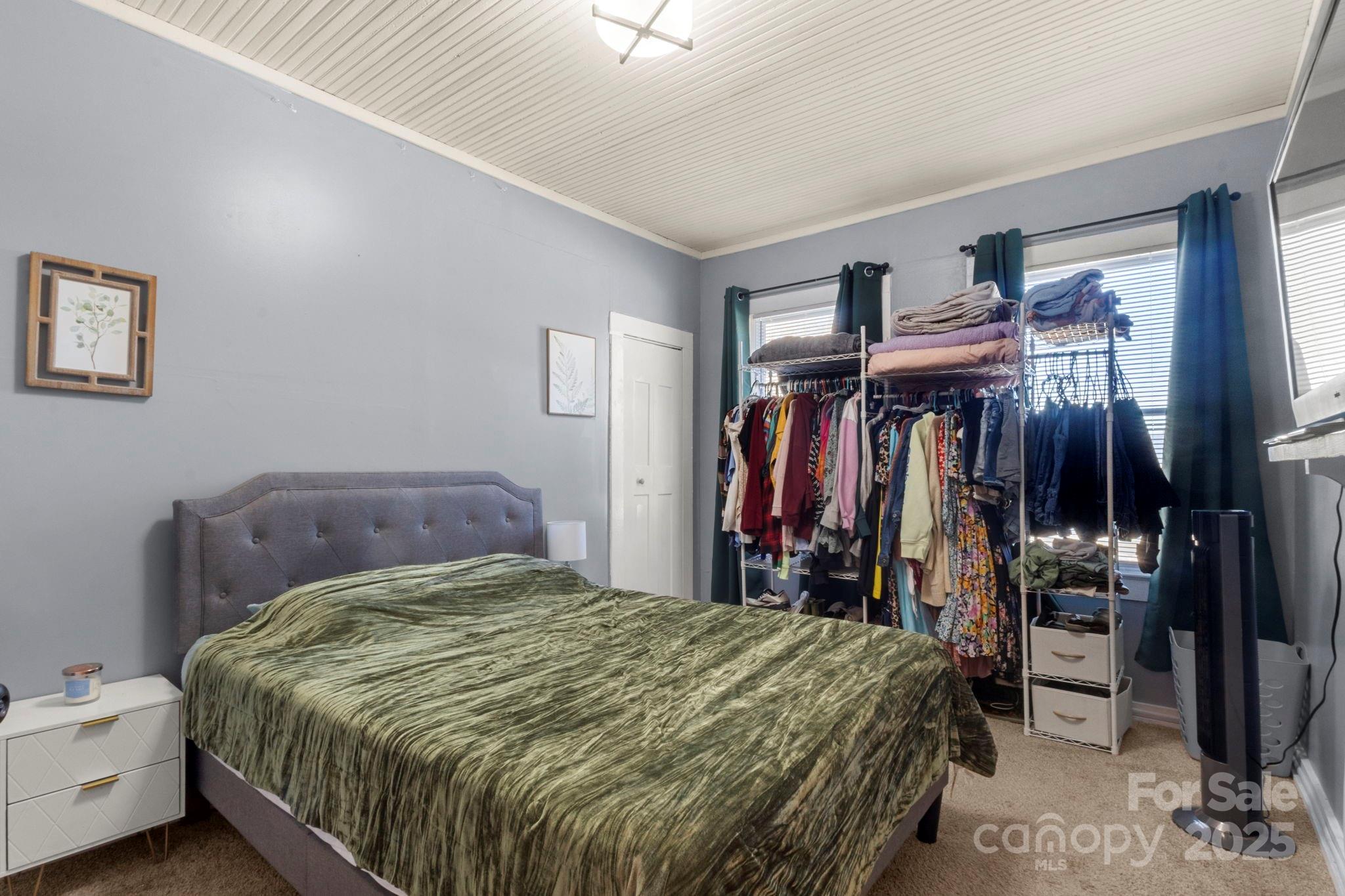 204 Shelby Street Property Photo 14