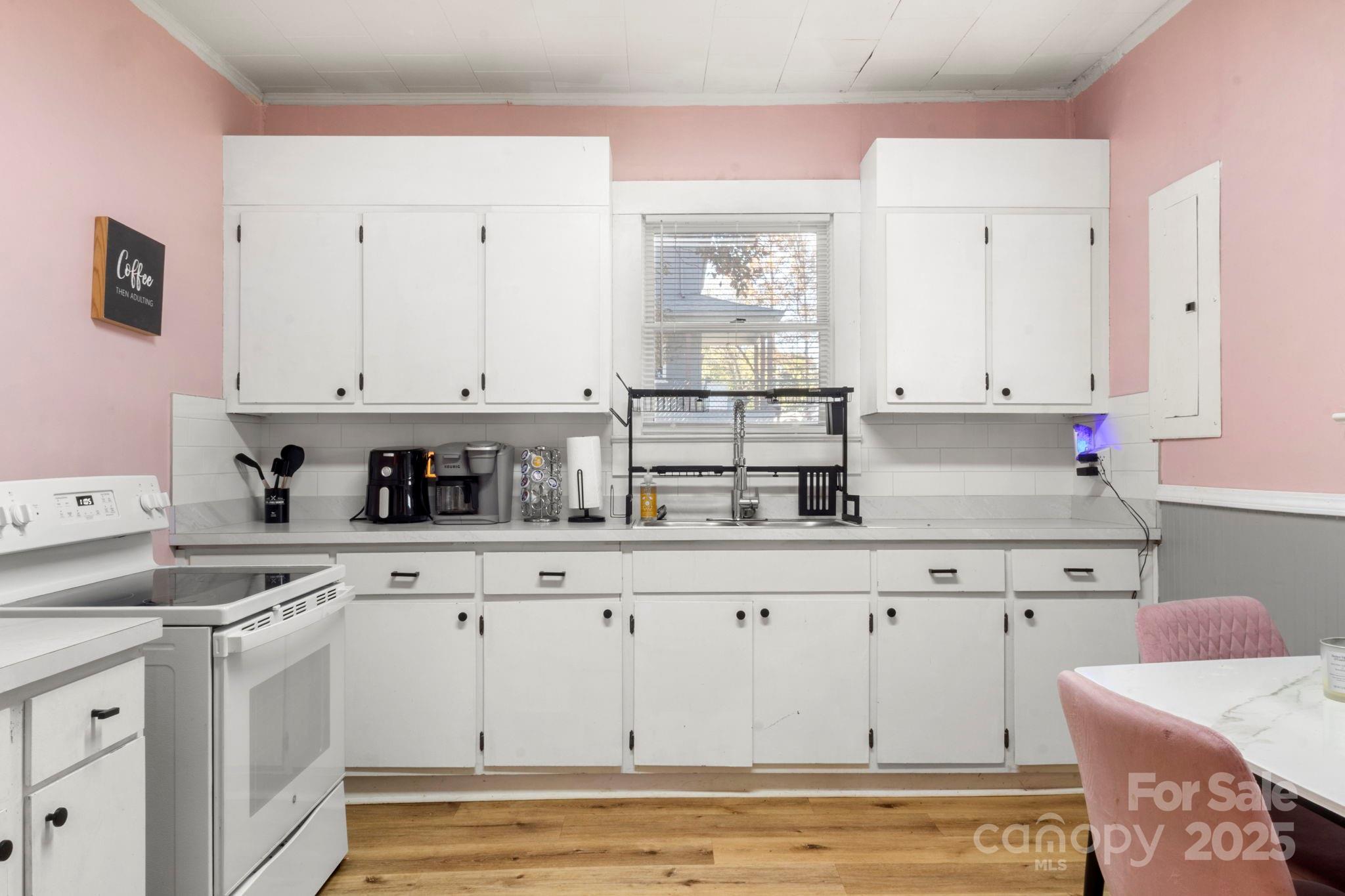 204 Shelby Street Property Photo 19