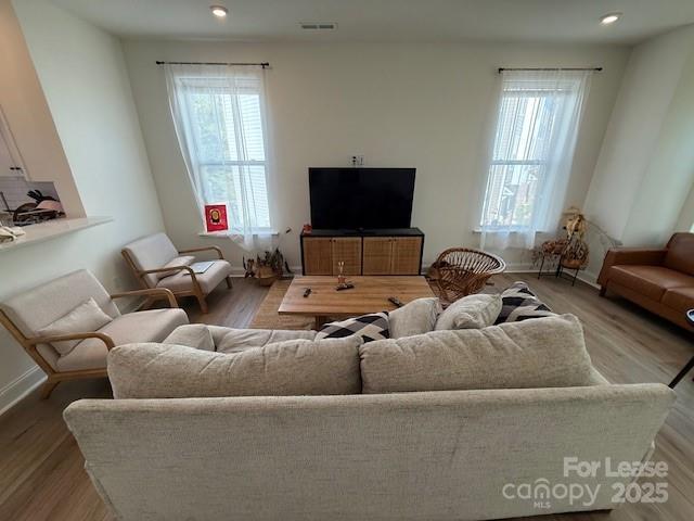 338 Simeon Drive Property Photo 5