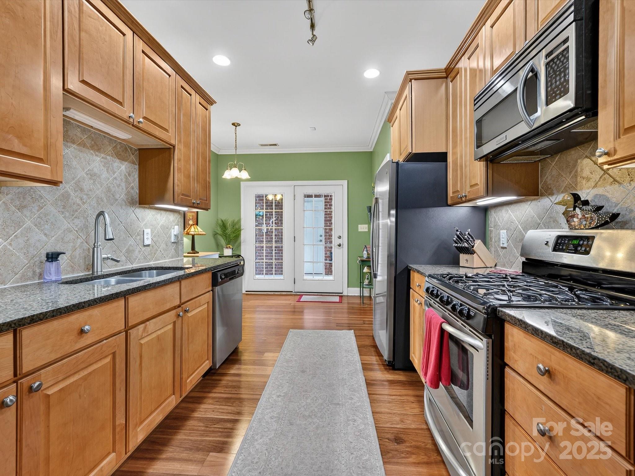 310 Liverpool Road Property Photo 11