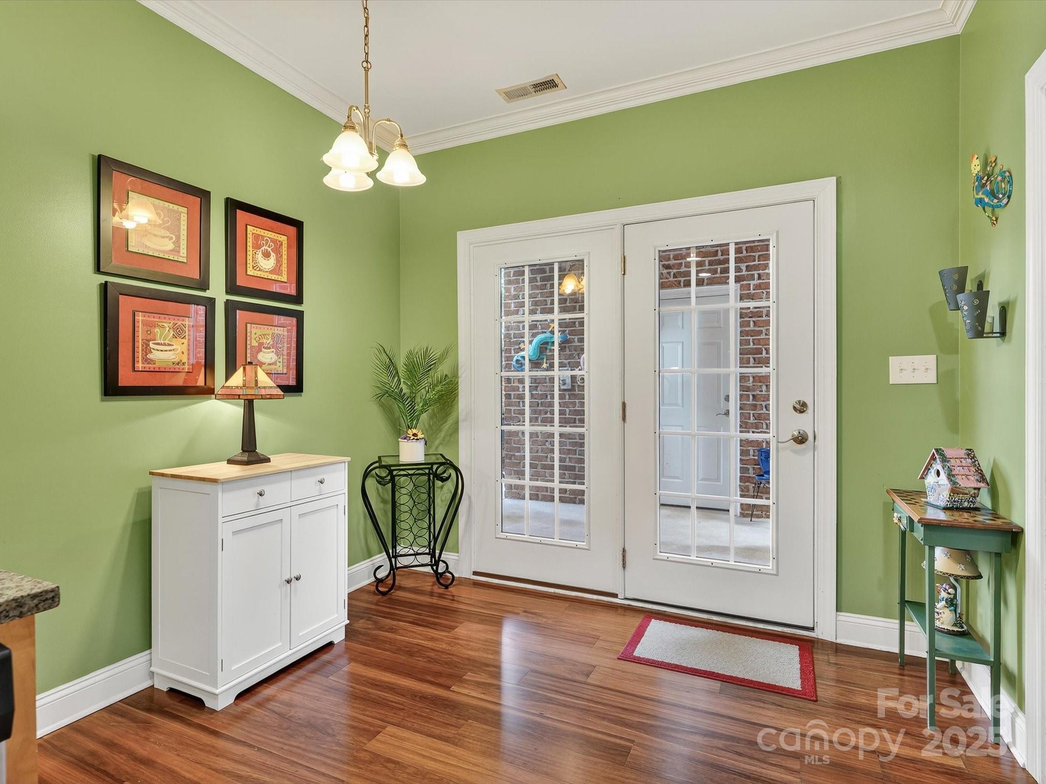 310 Liverpool Road Property Photo 13