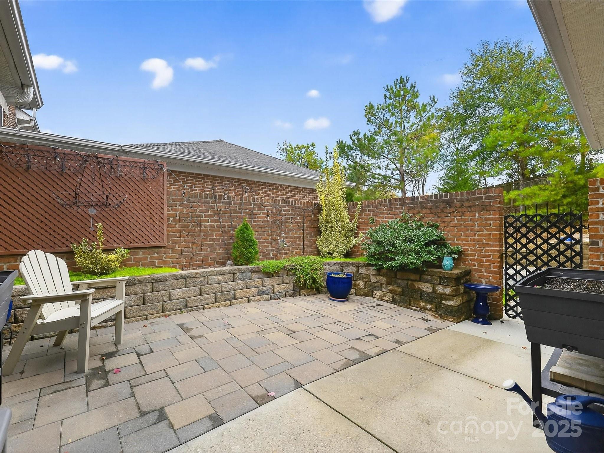 310 Liverpool Road Property Photo 25