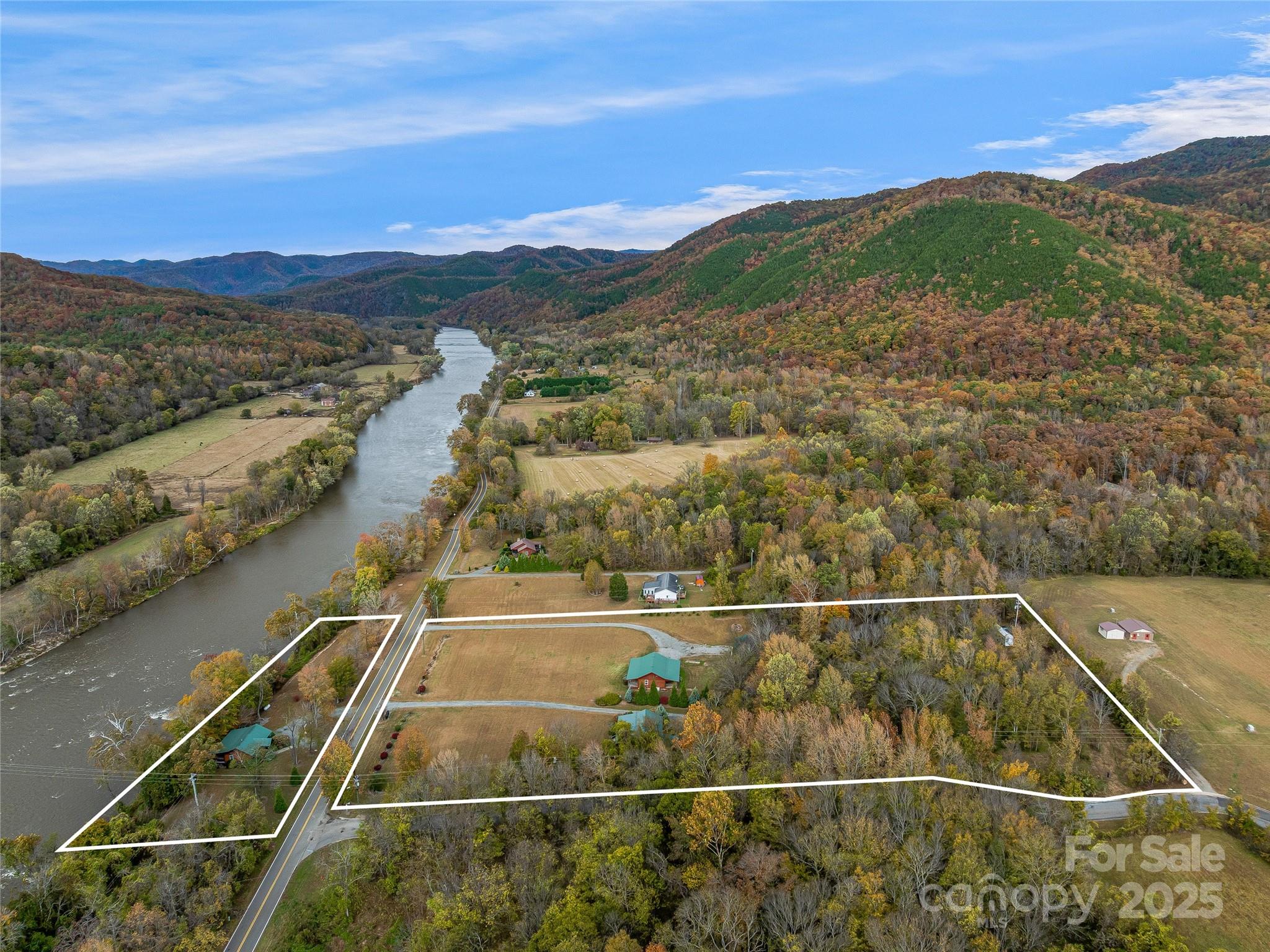 1640, 1641, 1642 River Road Property Photo 2