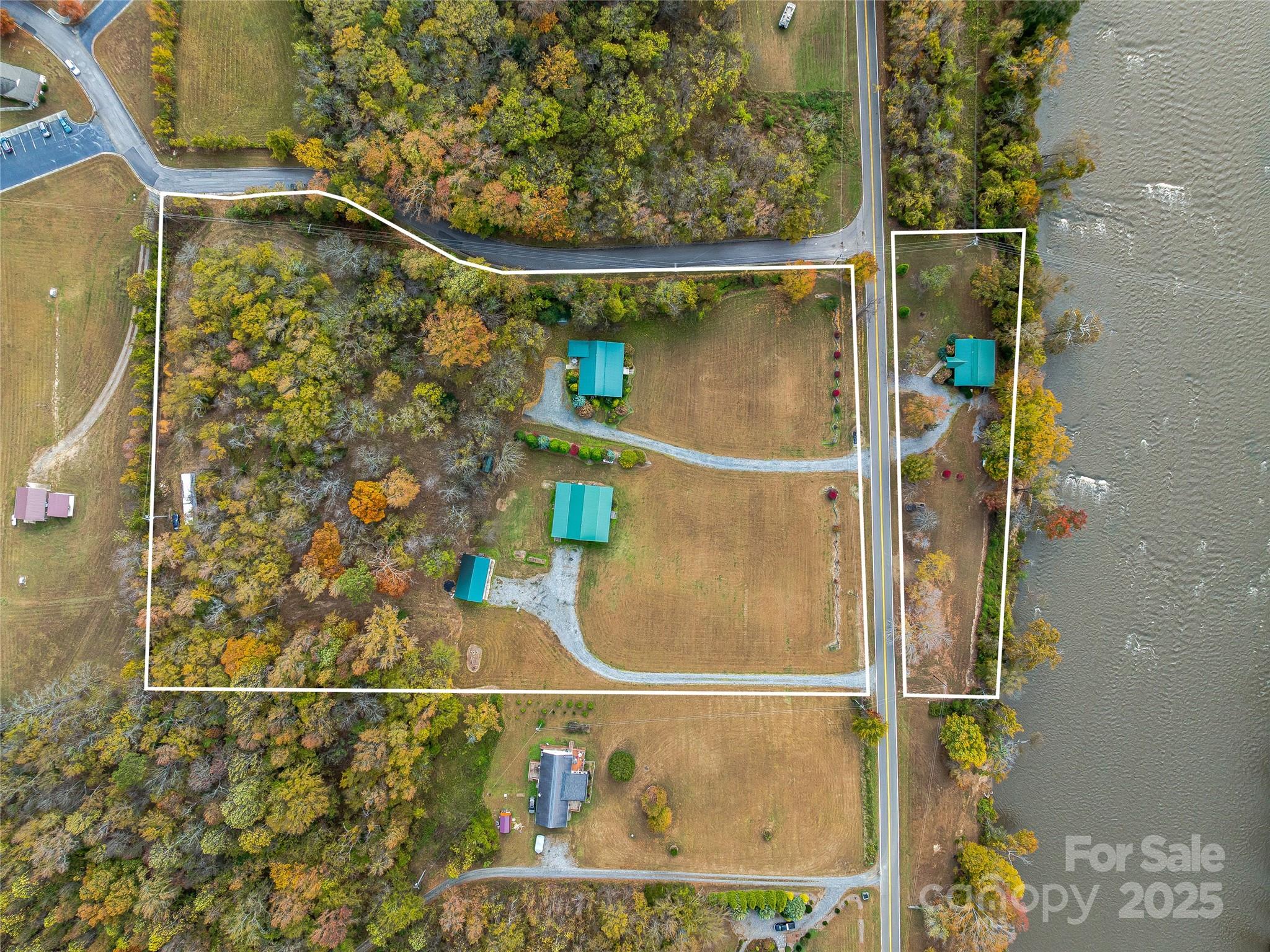 1640, 1641, 1642 River Road Property Photo 4