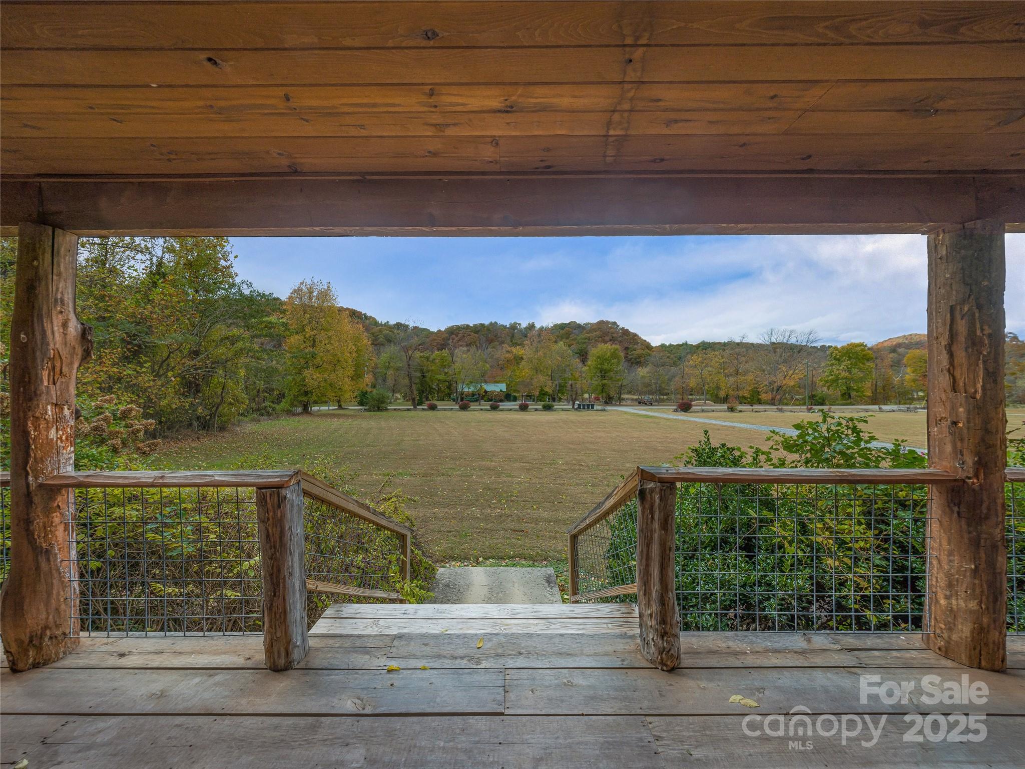 1640, 1641, 1642 River Road Property Photo 21