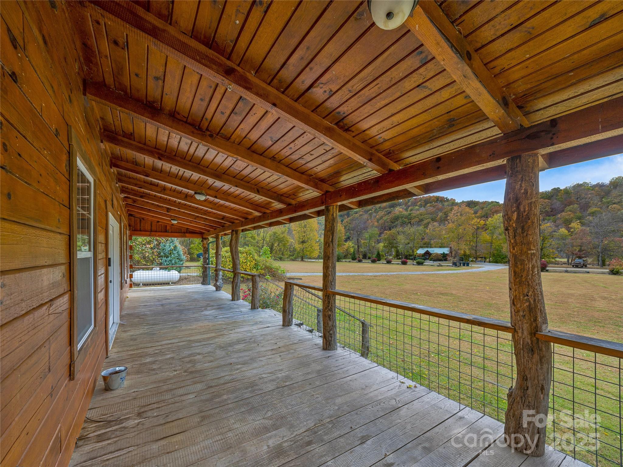1640, 1641, 1642 River Road Property Photo 33