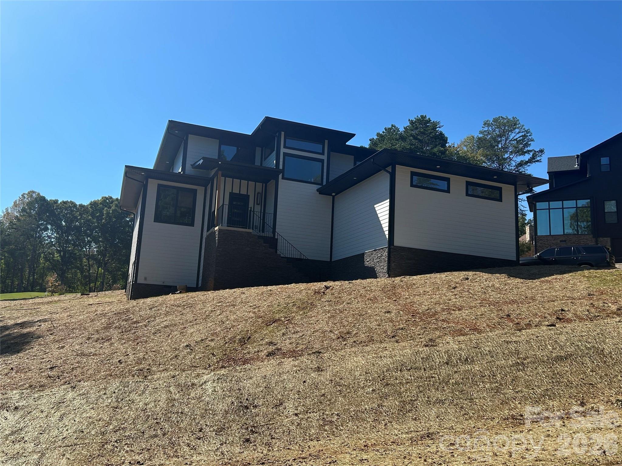 138 Broken Arrow Road Property Photo 10