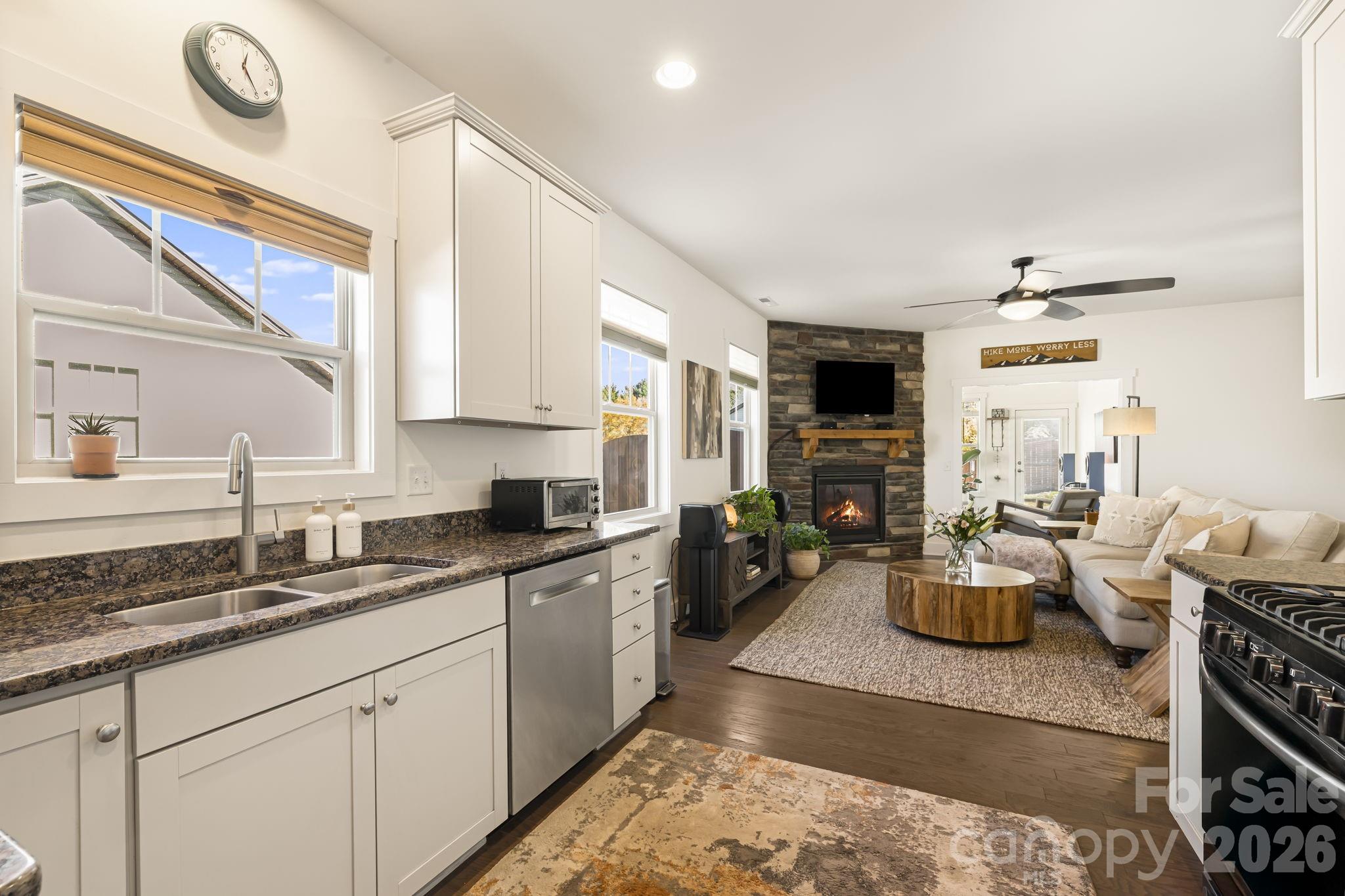 504 Rosebud Orchid Way Property Photo 11