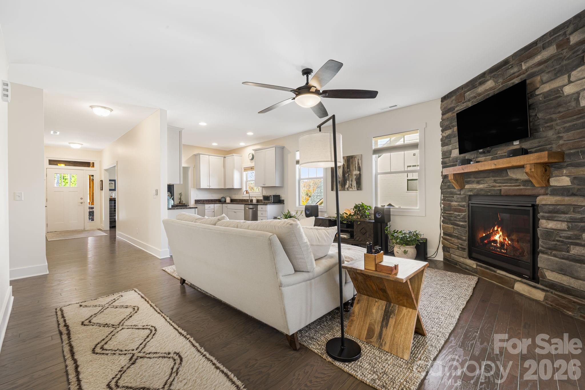 504 Rosebud Orchid Way Property Photo 14