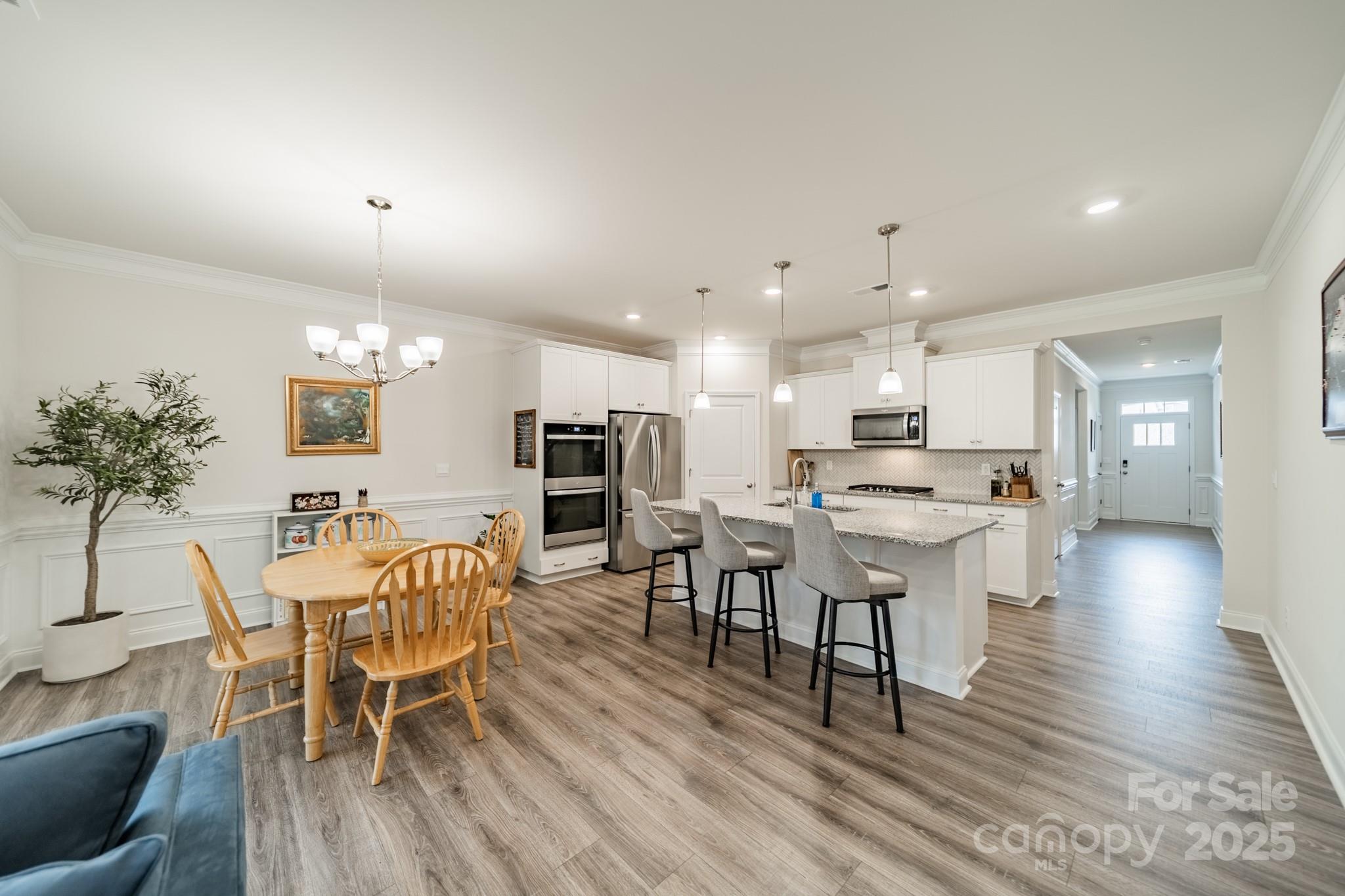 5620 Casper Drive Property Photo 5