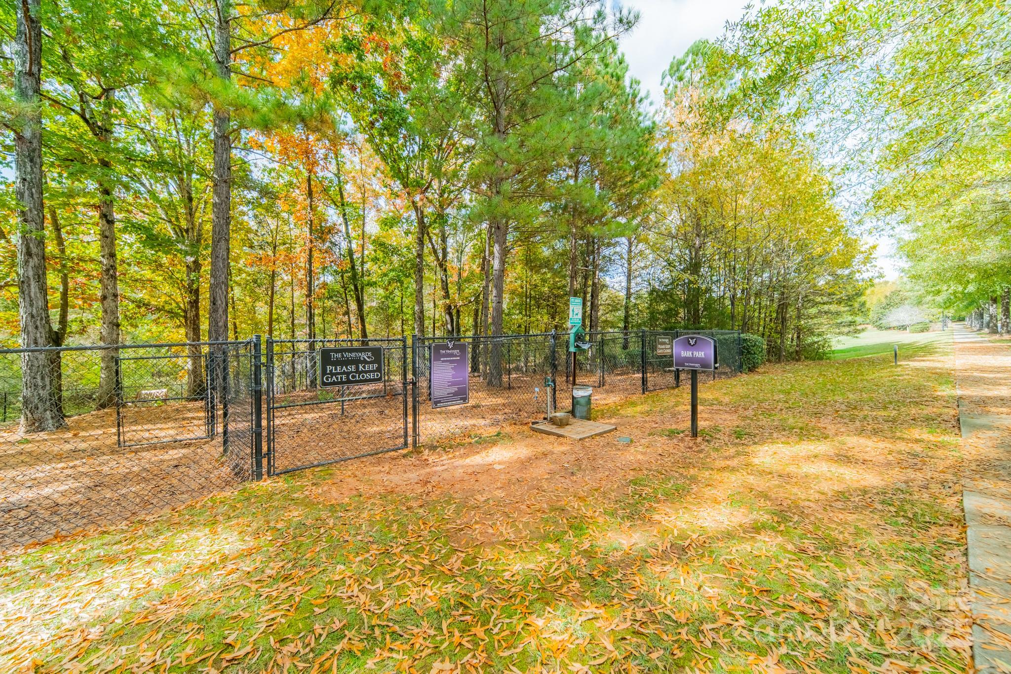 5620 Casper Drive Property Photo 16