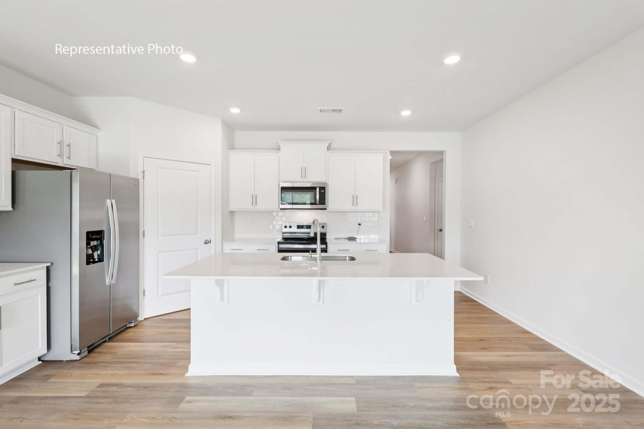 1513 Secrest Commons Drive Property Photo 13