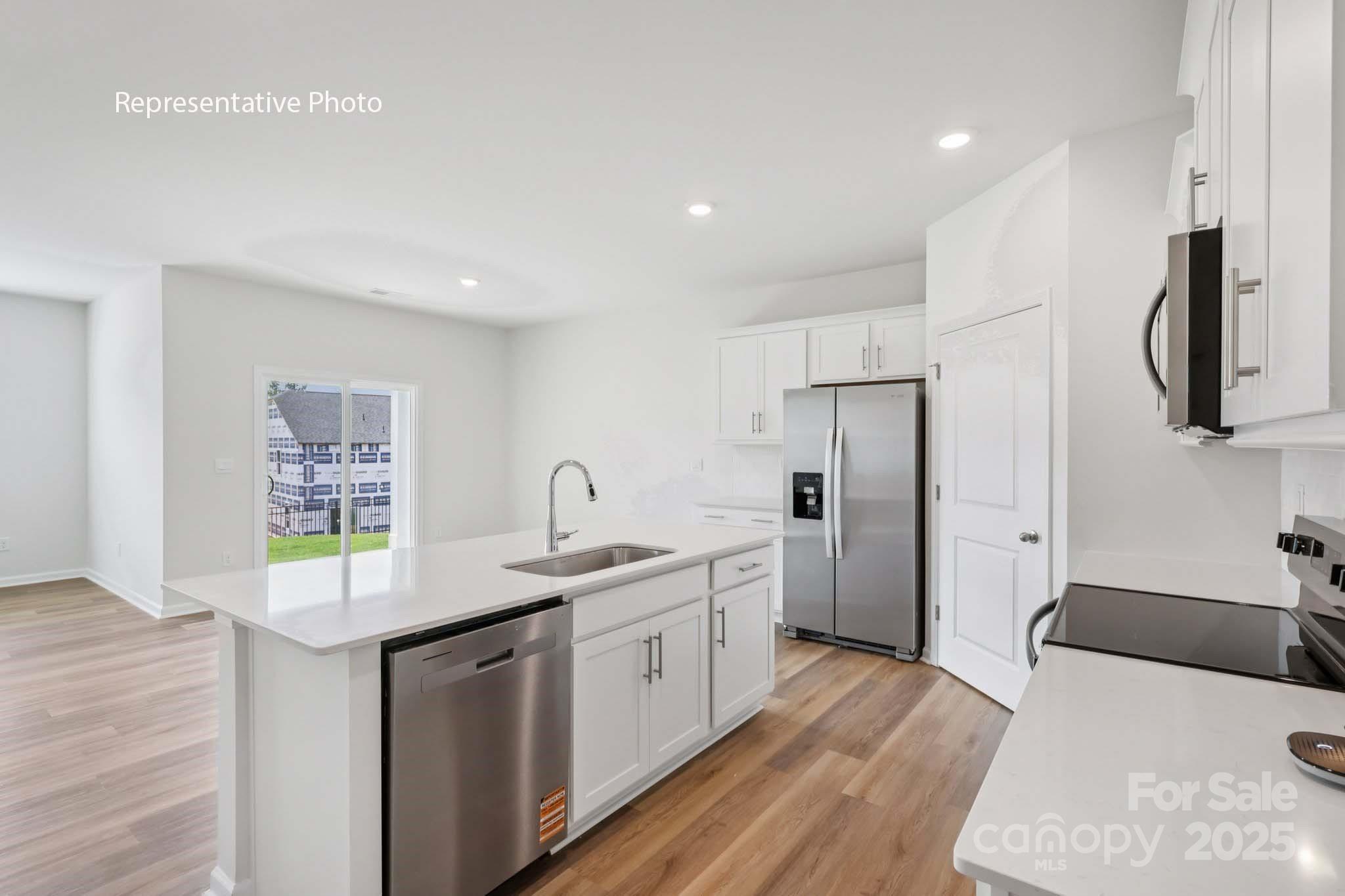 1513 Secrest Commons Drive Property Photo 16