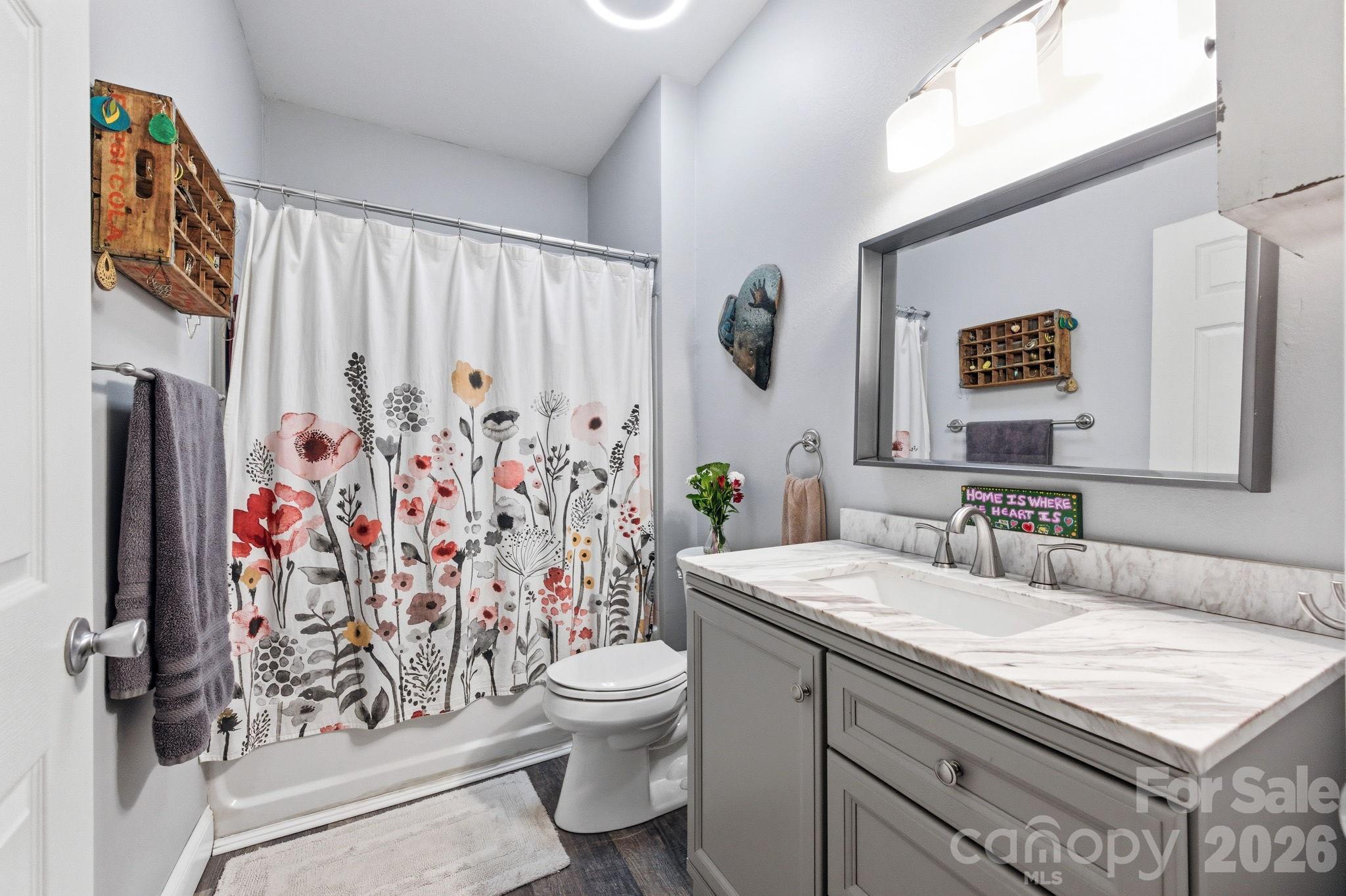 600 Vista Lake Drive 4 Property Photo 12