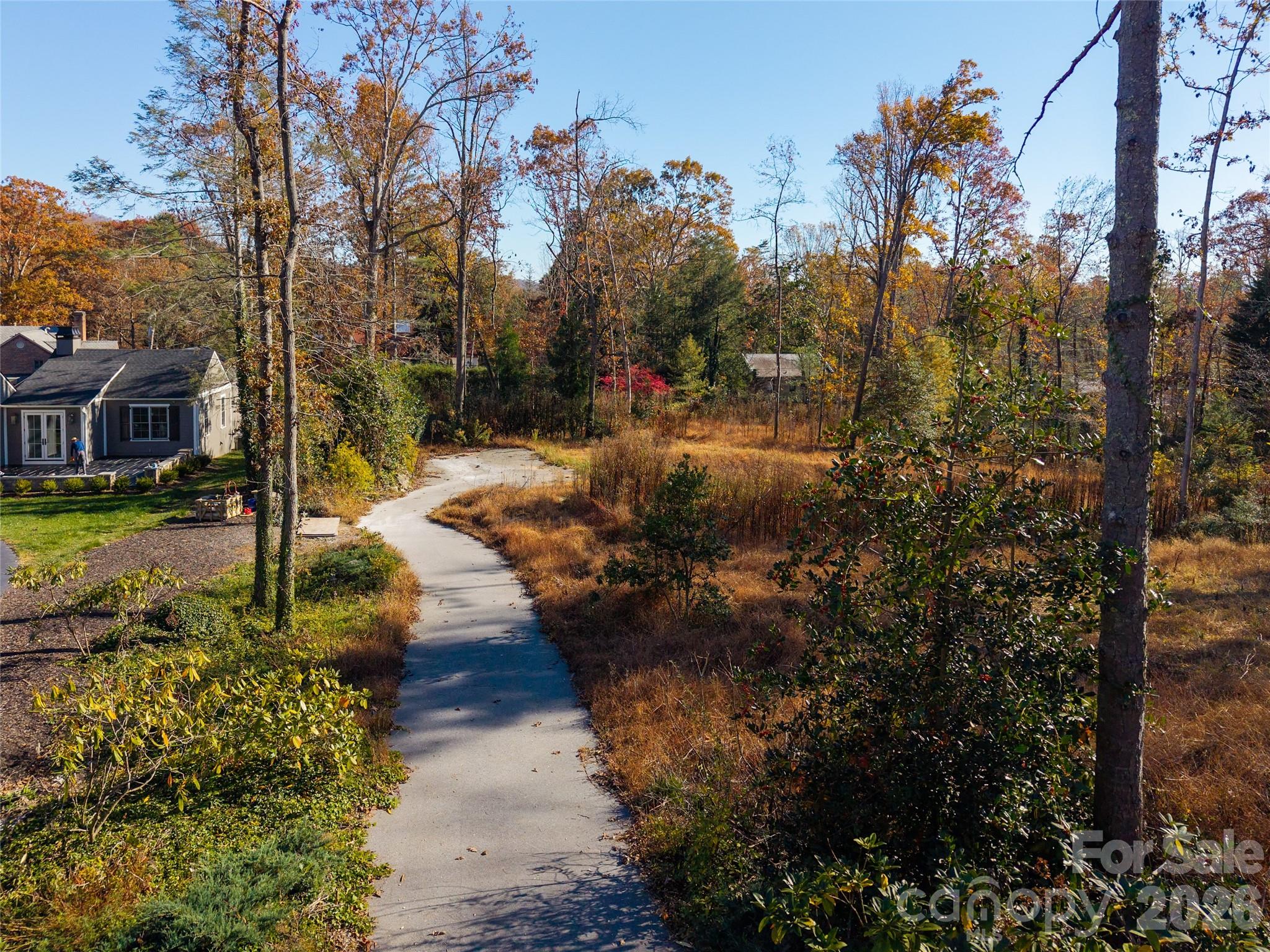50 Forest Road Property Photo 16
