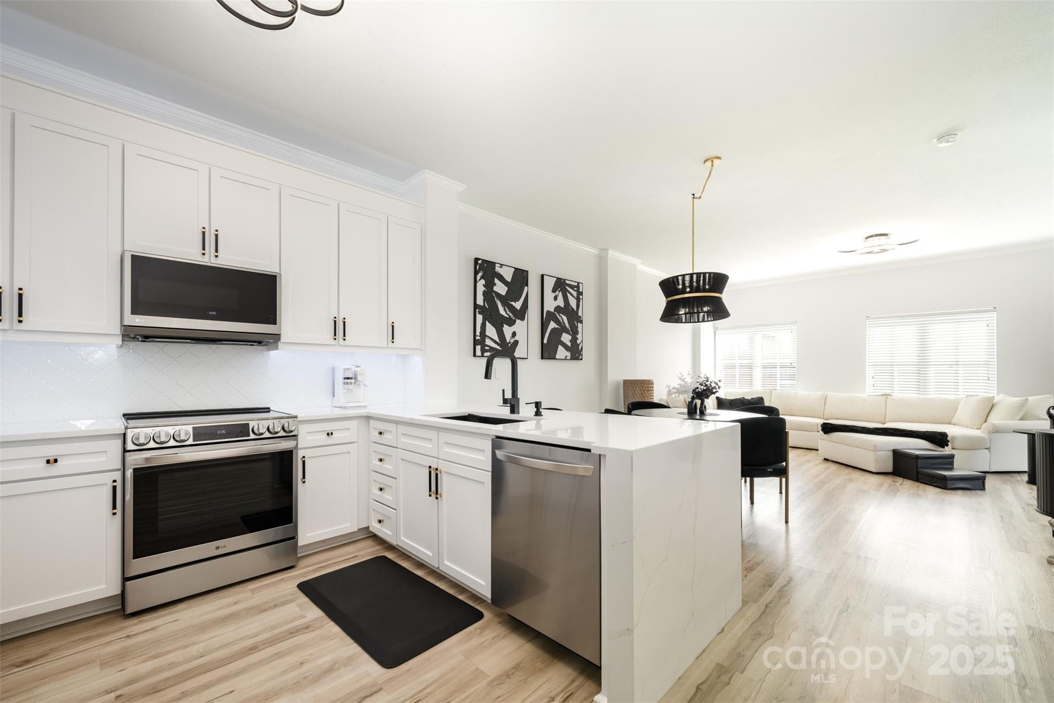 721 Governor Morrison Street 506 Property Photo 1