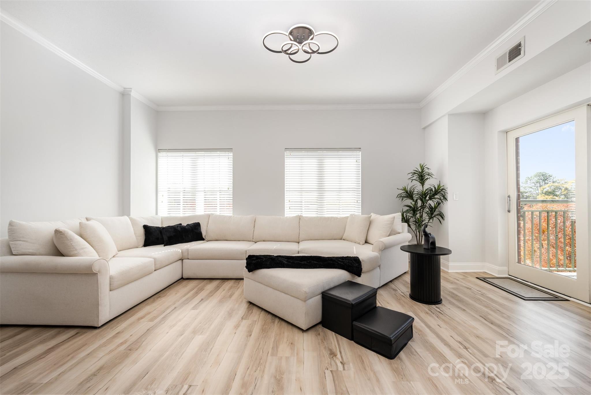 721 Governor Morrison Street 506 Property Photo 6