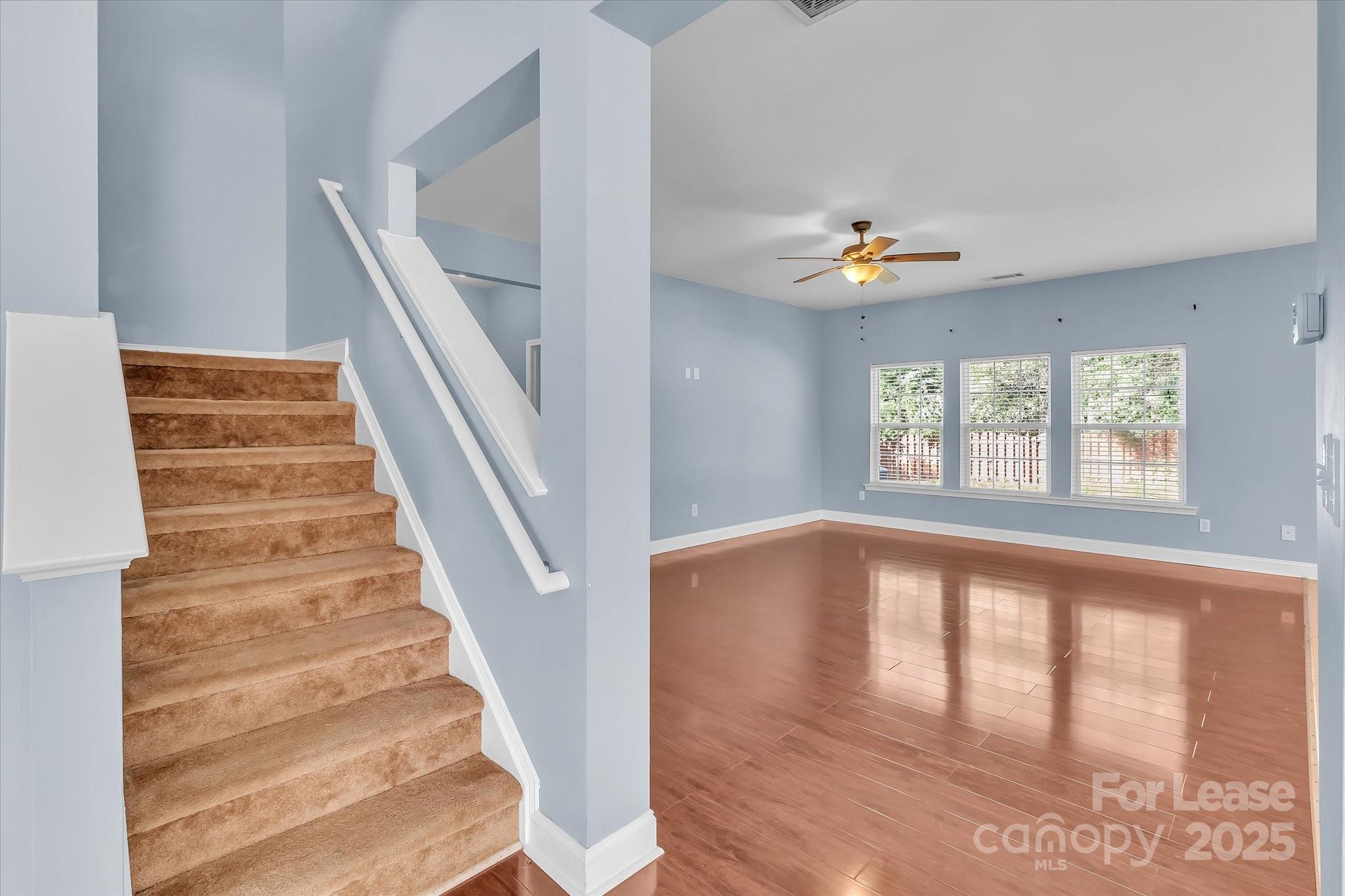 15635 Normans Landing Drive Property Photo 12