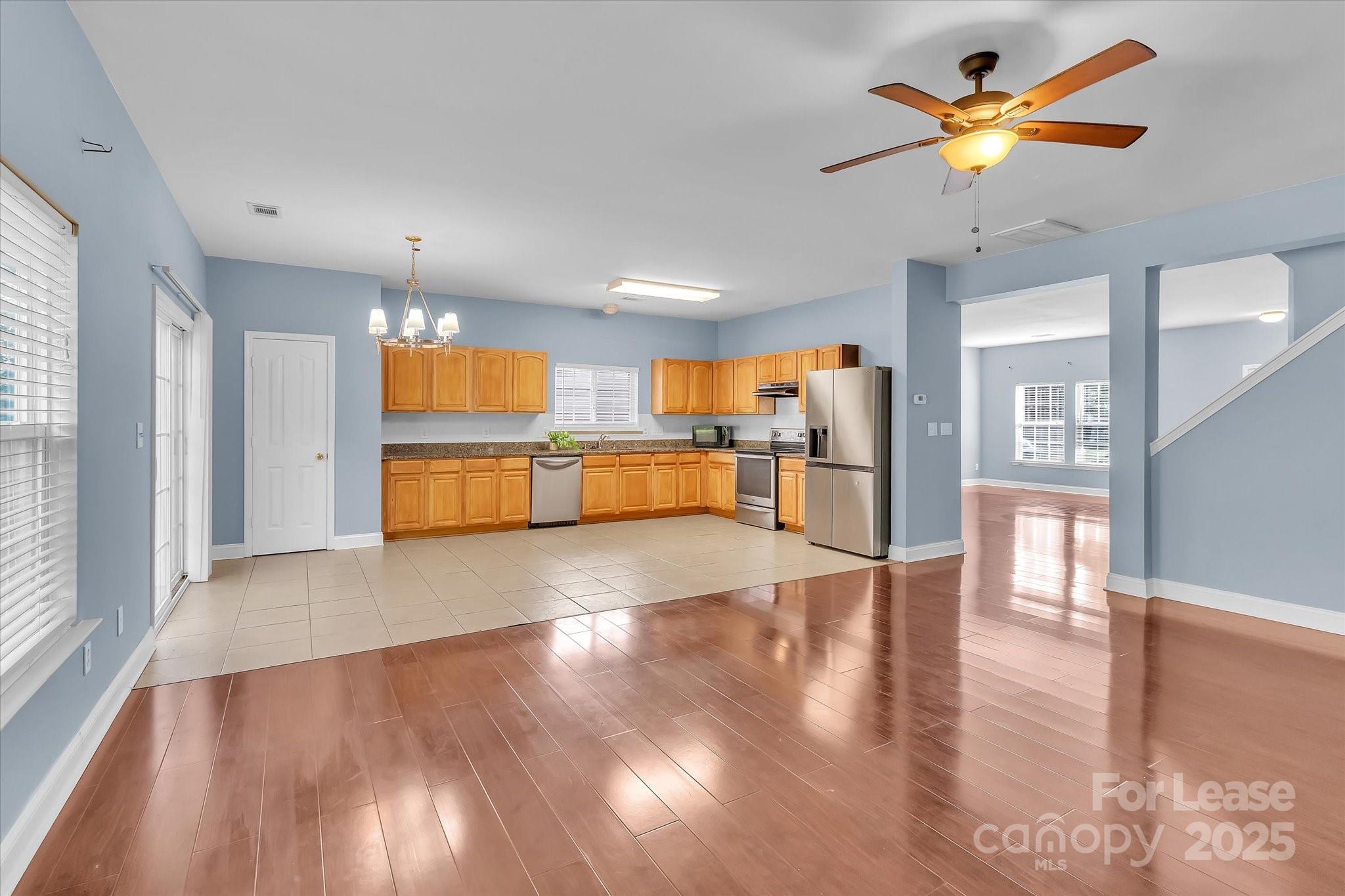 15635 Normans Landing Drive Property Photo 14