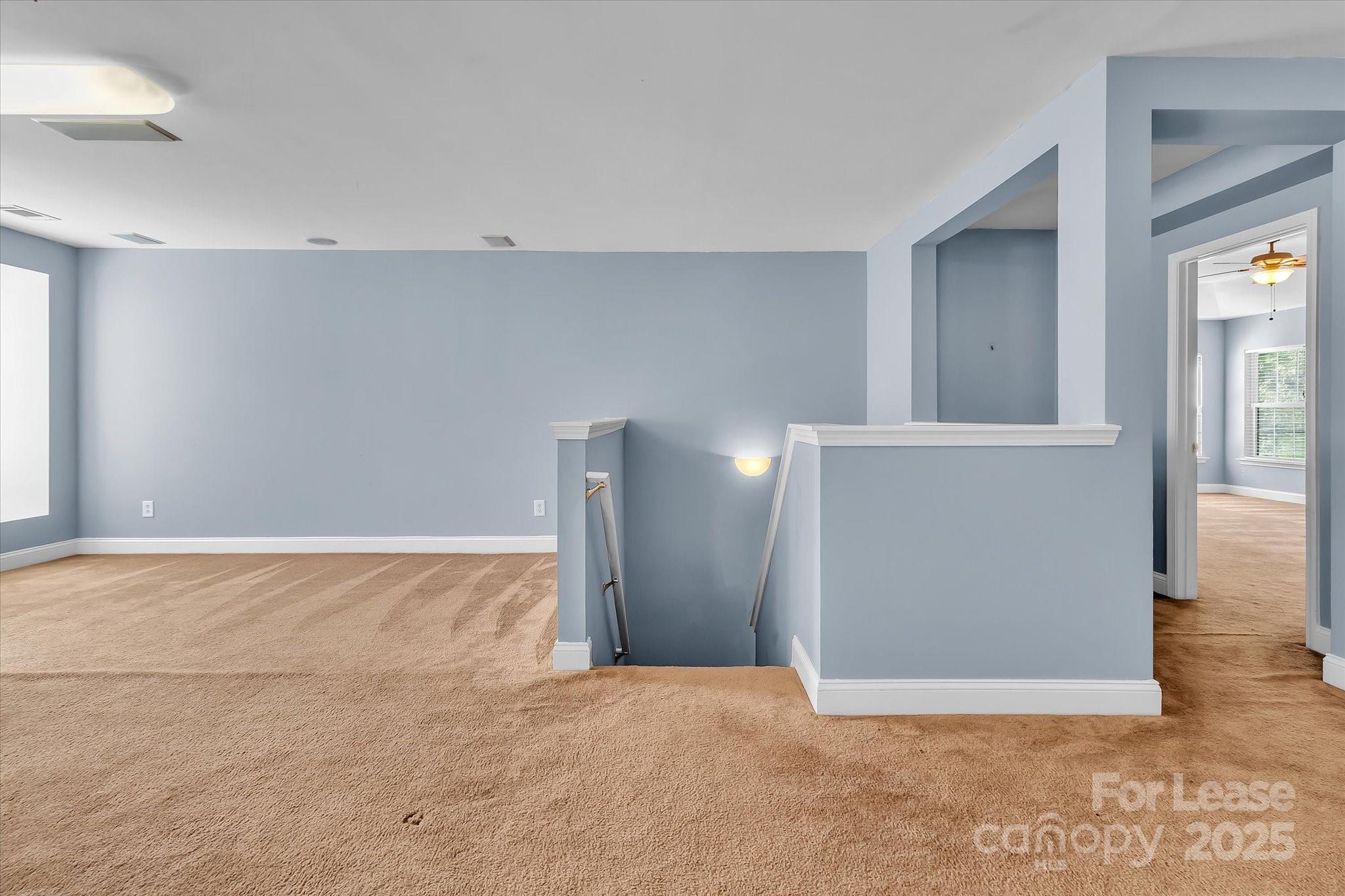 15635 Normans Landing Drive Property Photo 27