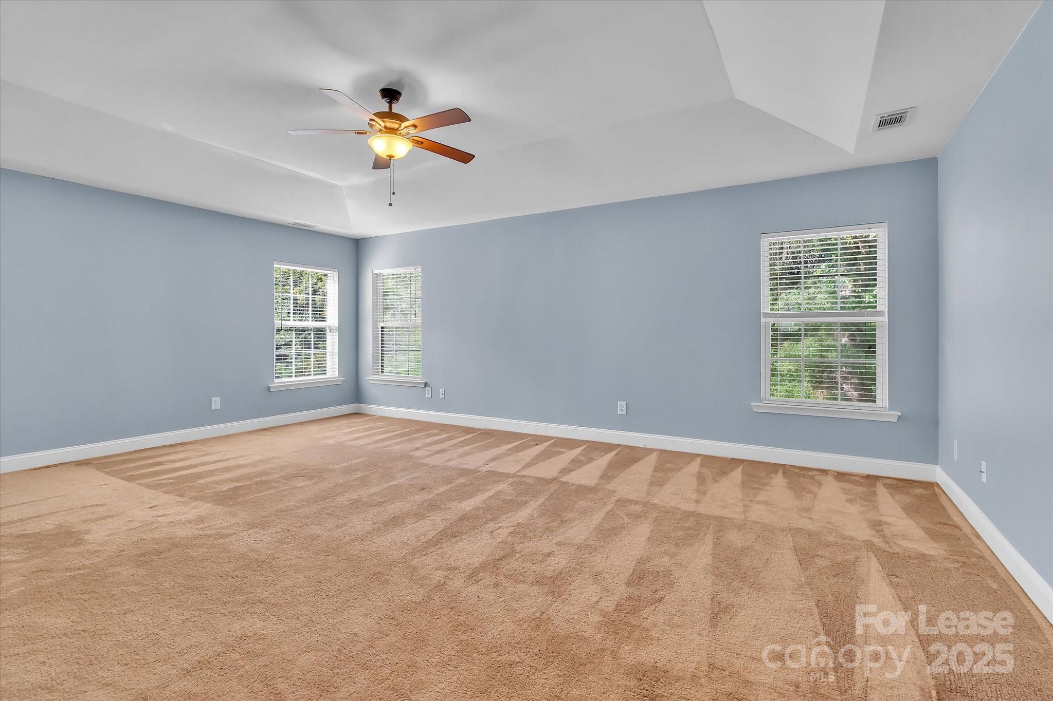 15635 Normans Landing Drive Property Photo 30