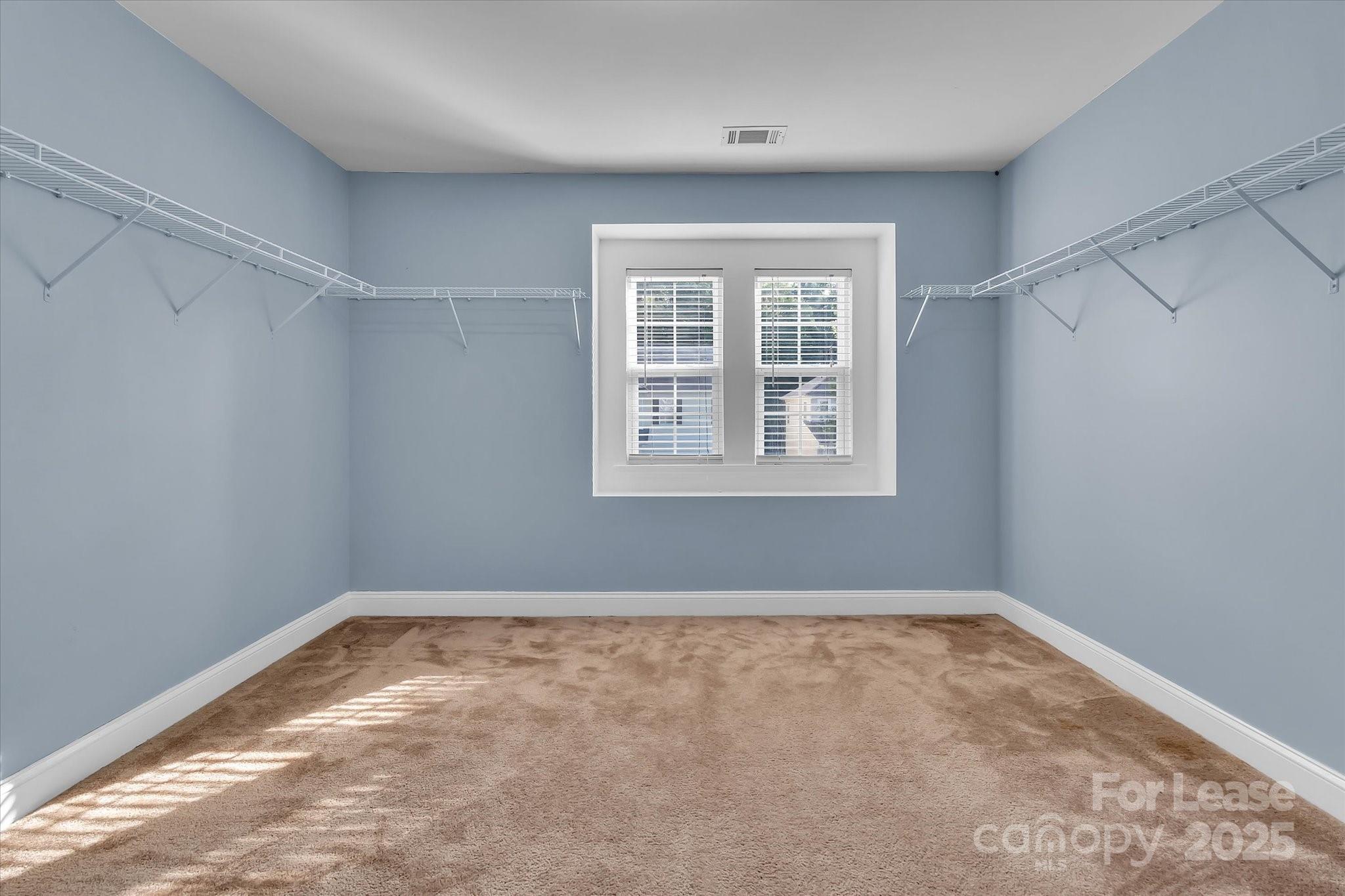 15635 Normans Landing Drive Property Photo 36