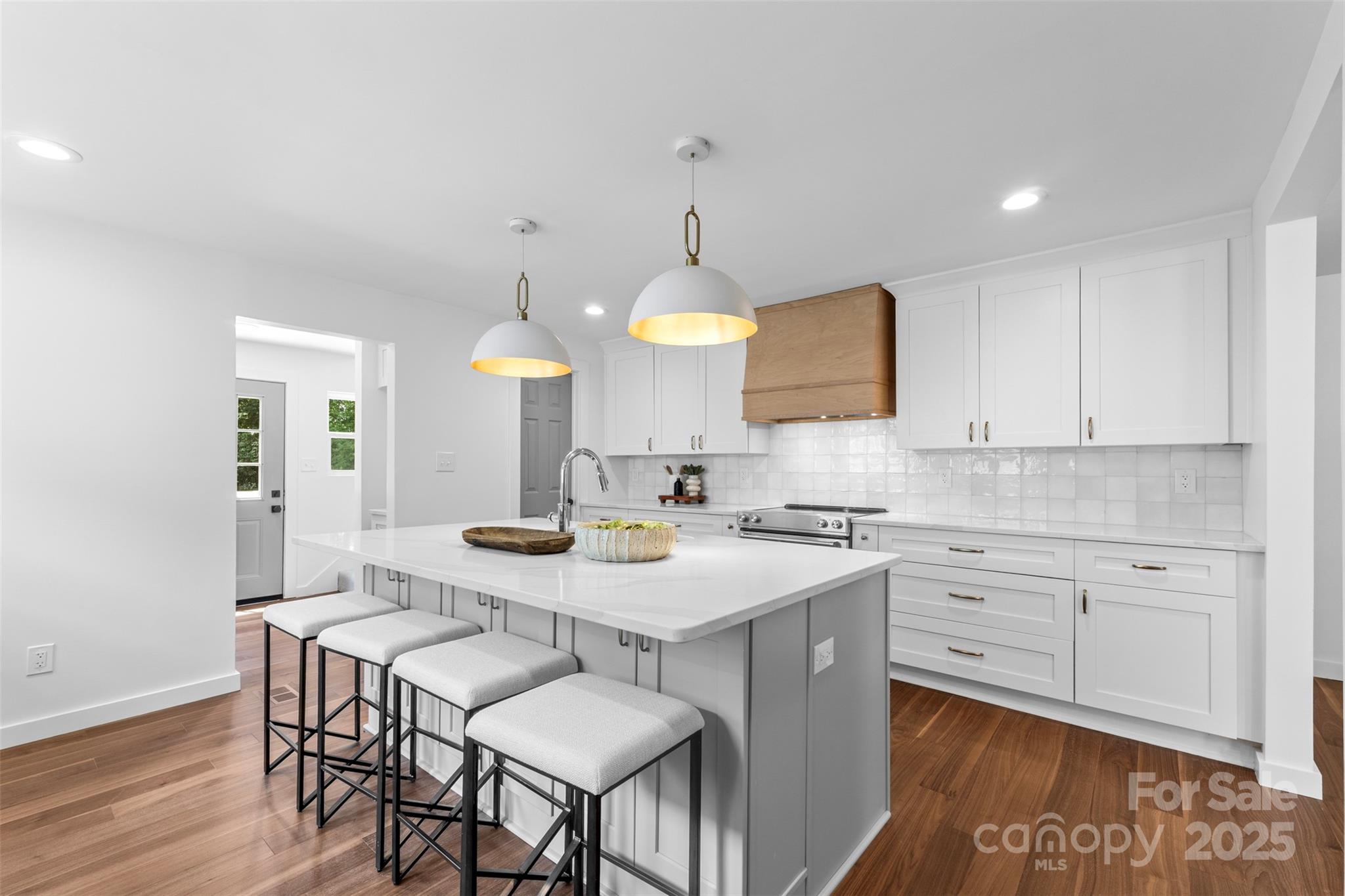 1314 Ordermore Avenue Property Photo 1