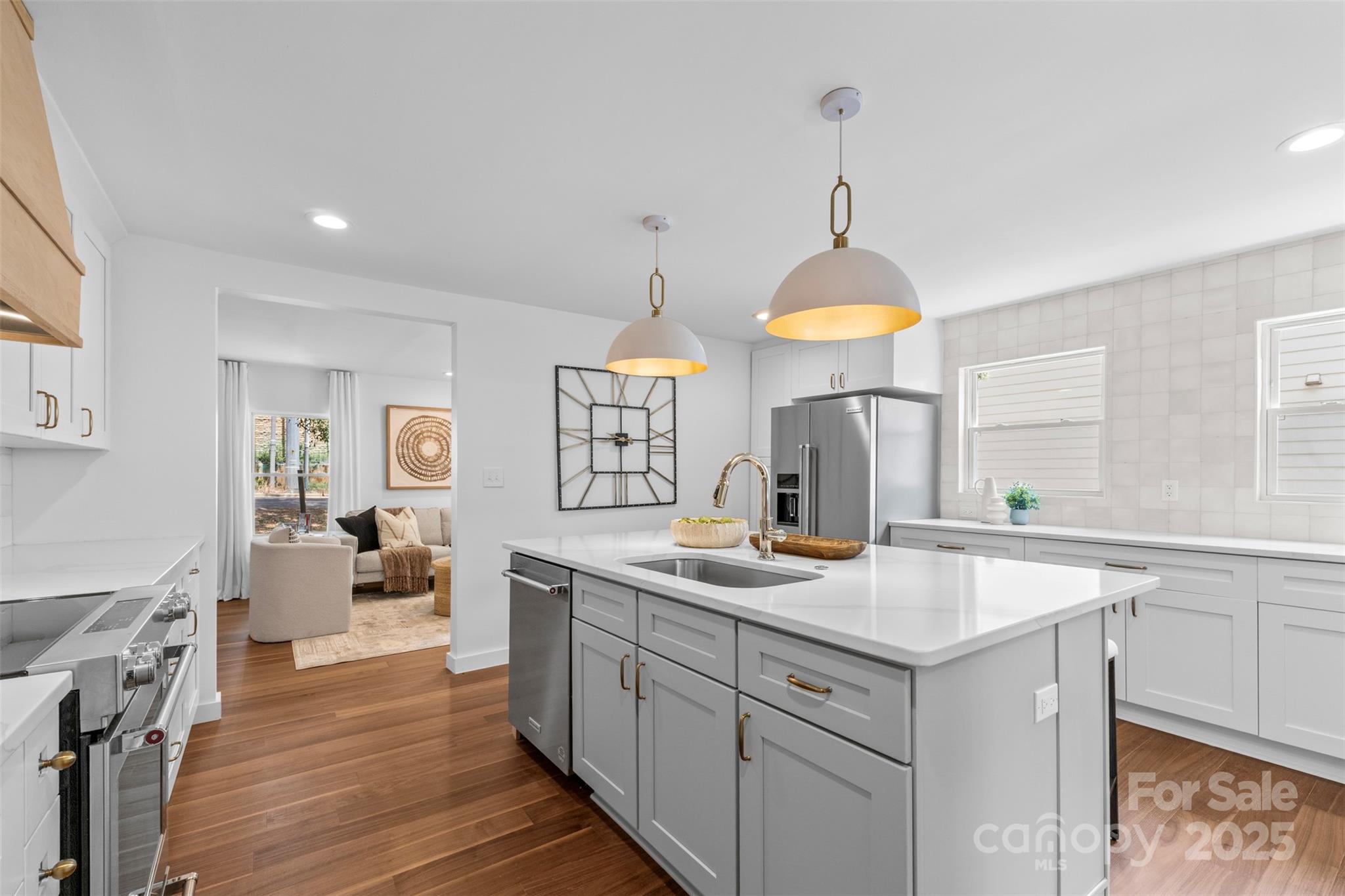 1314 Ordermore Avenue Property Photo 4