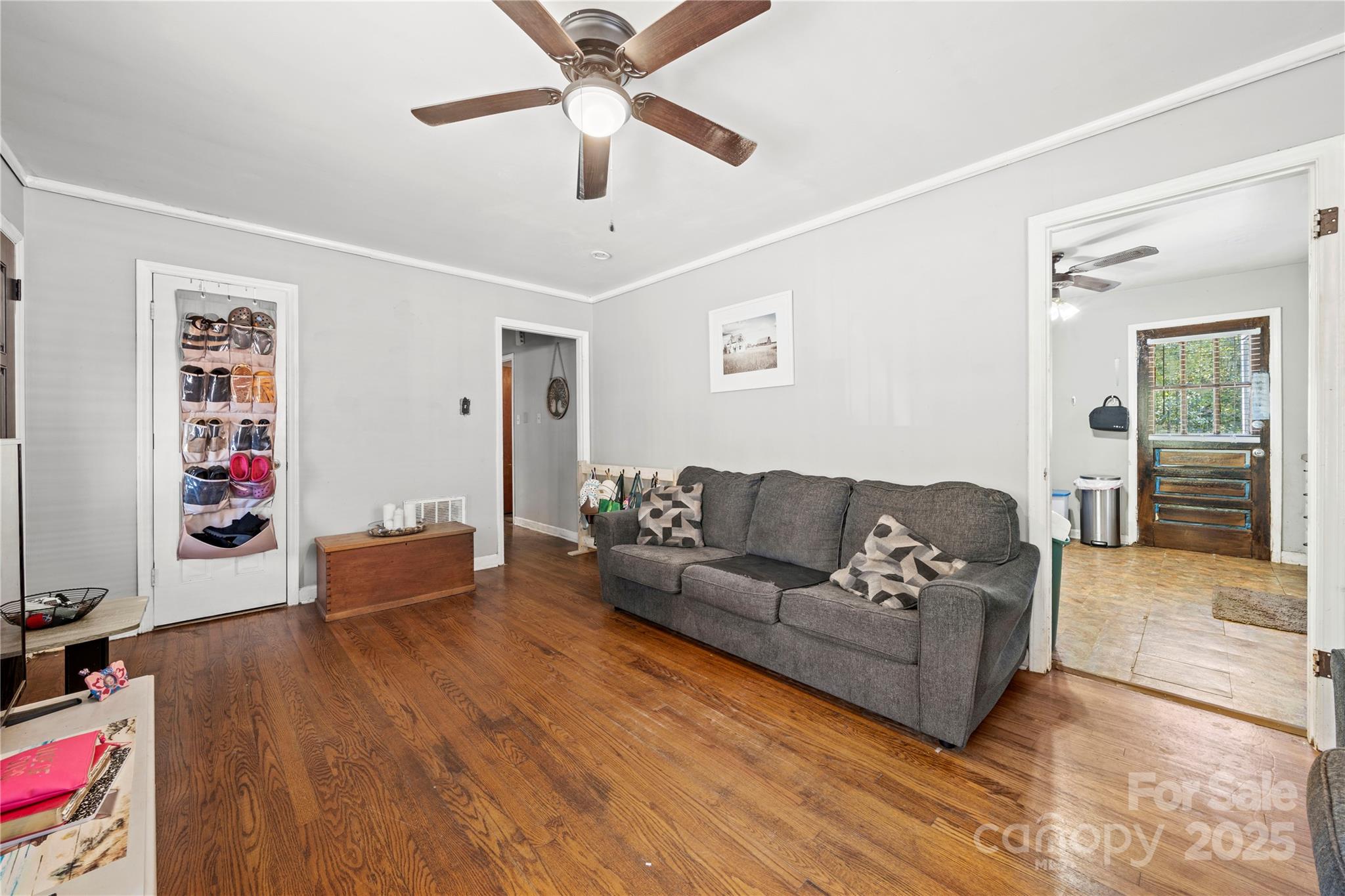 4838 Hidden Valley Road Property Photo 5