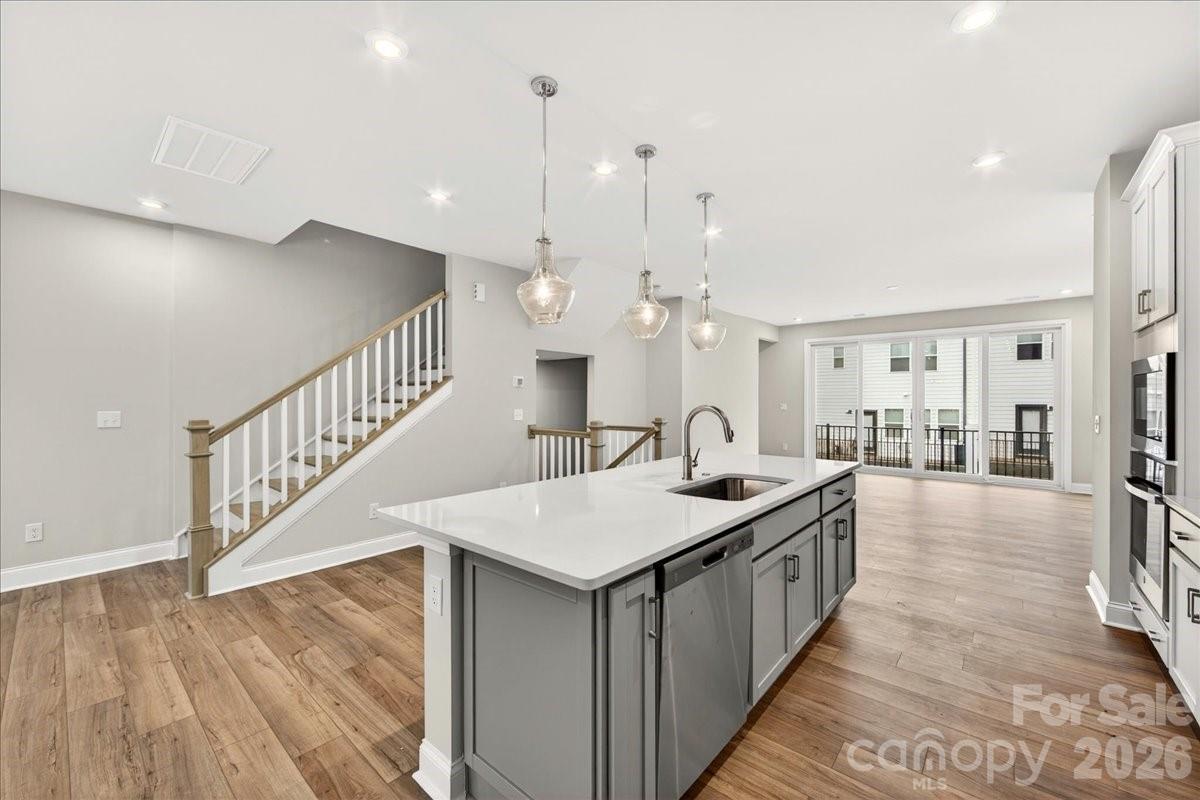 921 Archway Lane Property Photo 17