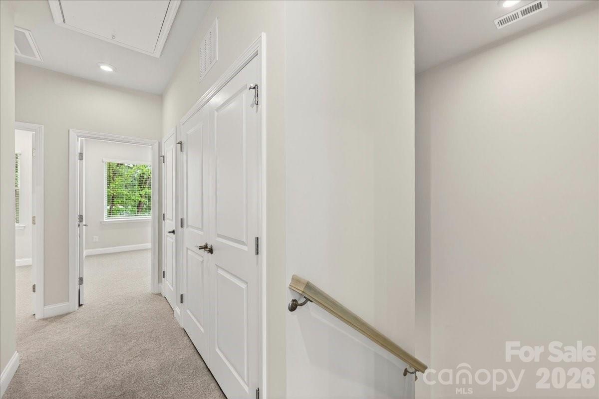 921 Archway Lane Property Photo 20