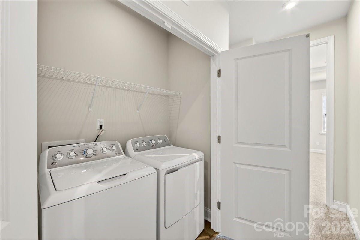 921 Archway Lane Property Photo 21