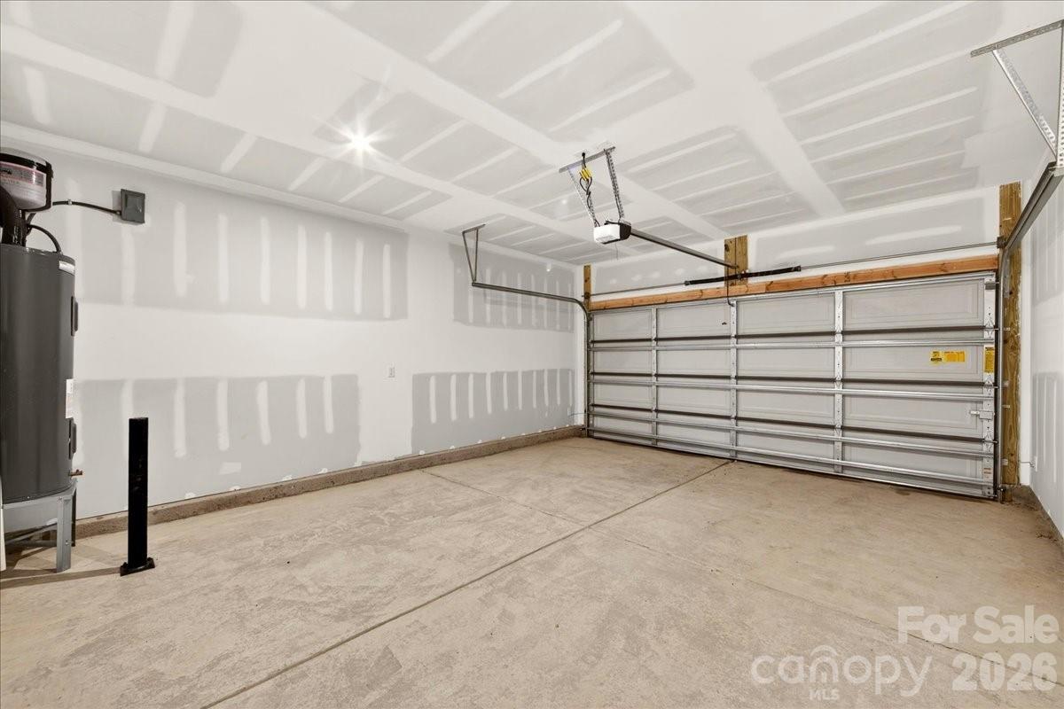 921 Archway Lane Property Photo 31