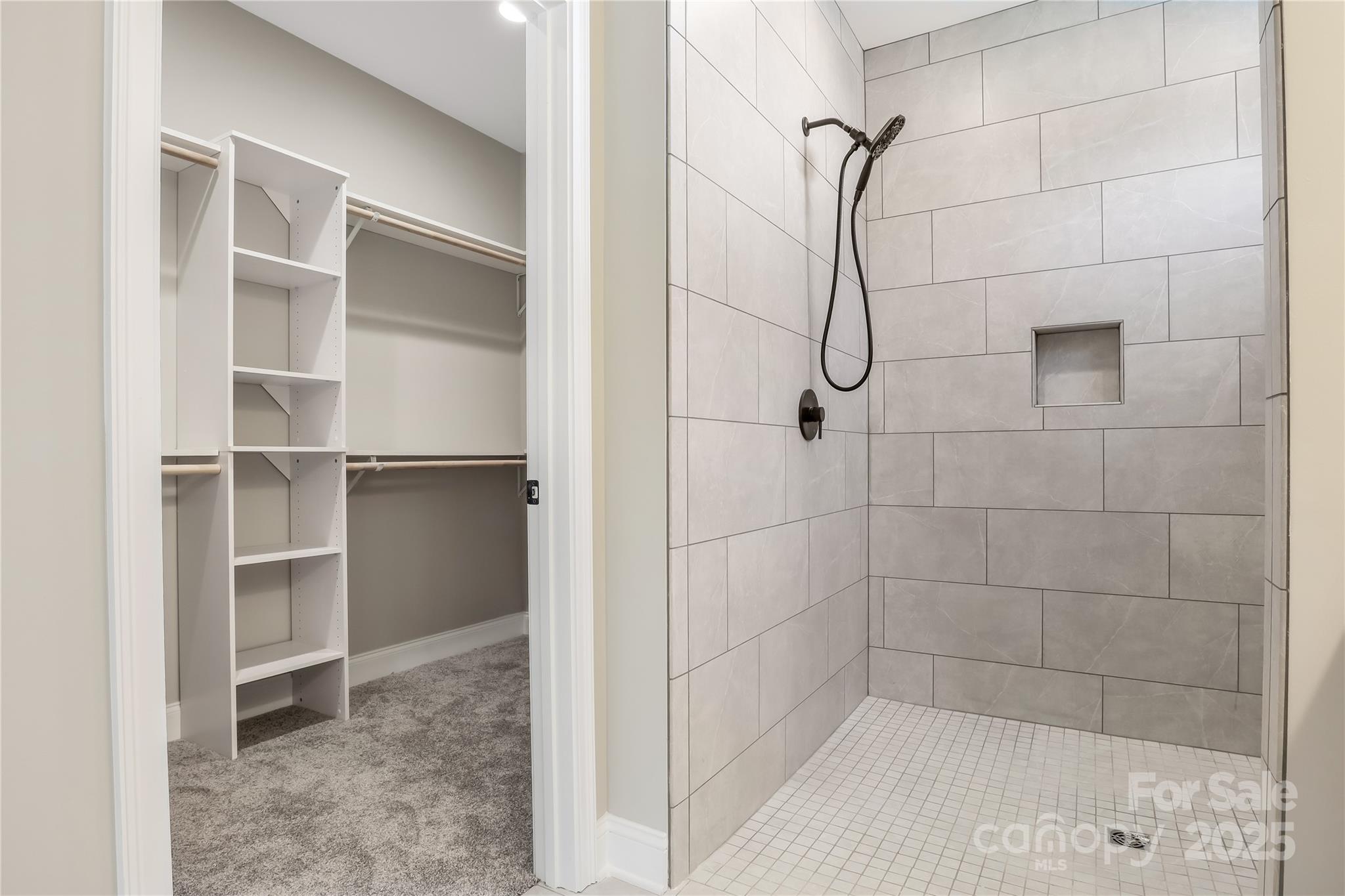 831 B Wynnshire Drive 60 Property Photo 11