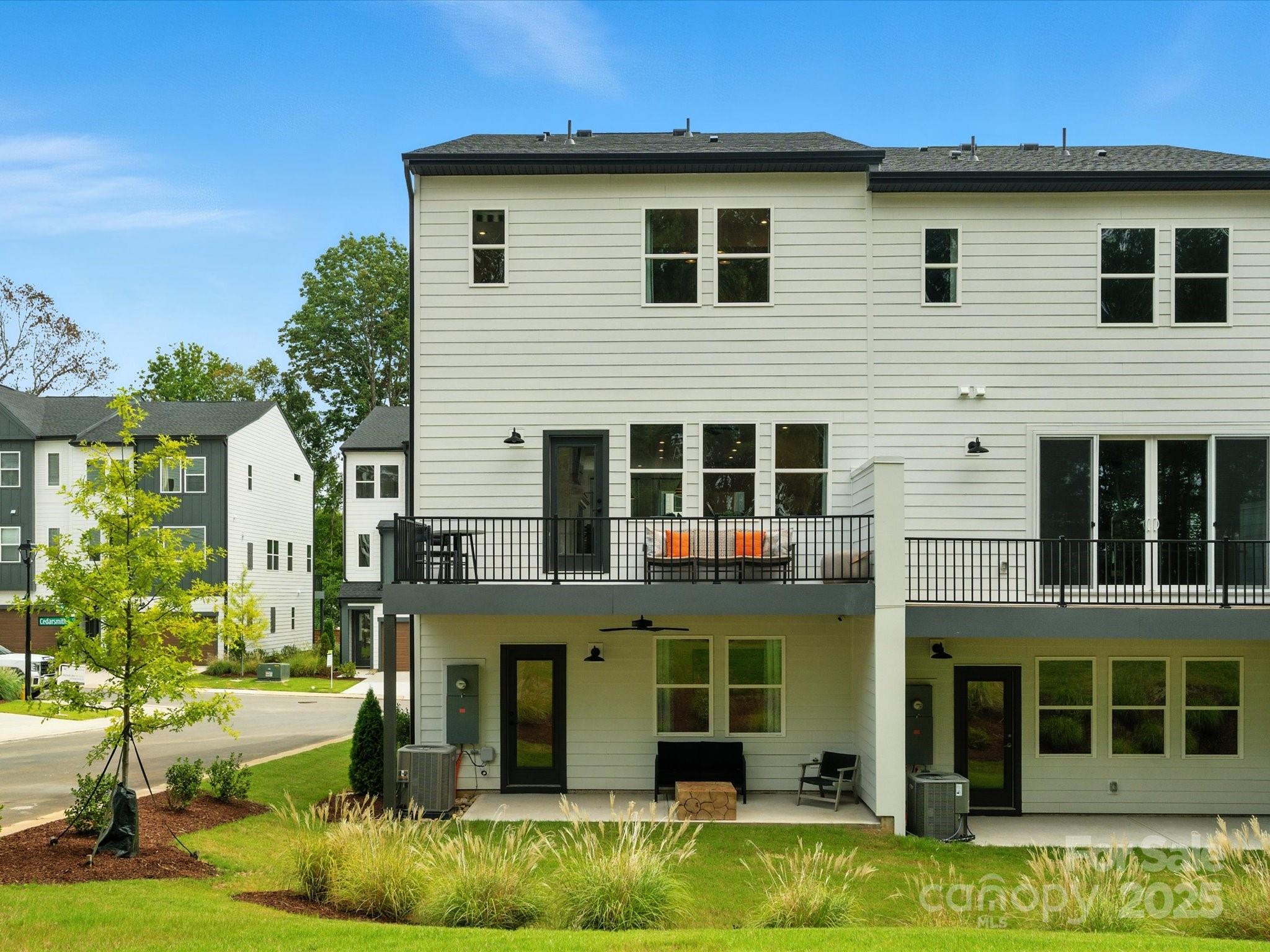 8040 Cedarsmith Court Property Photo 21