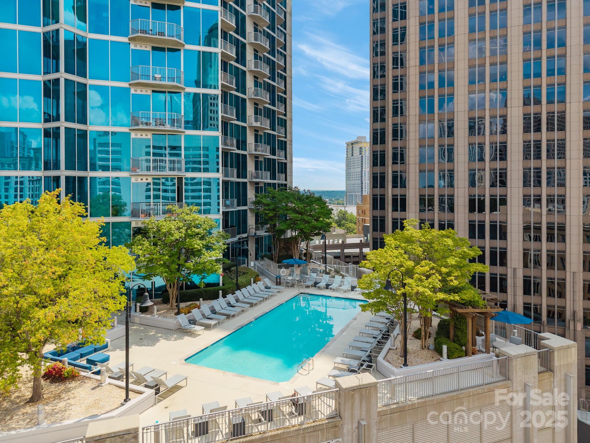 210 N Church Street 2612 Property Photo 6