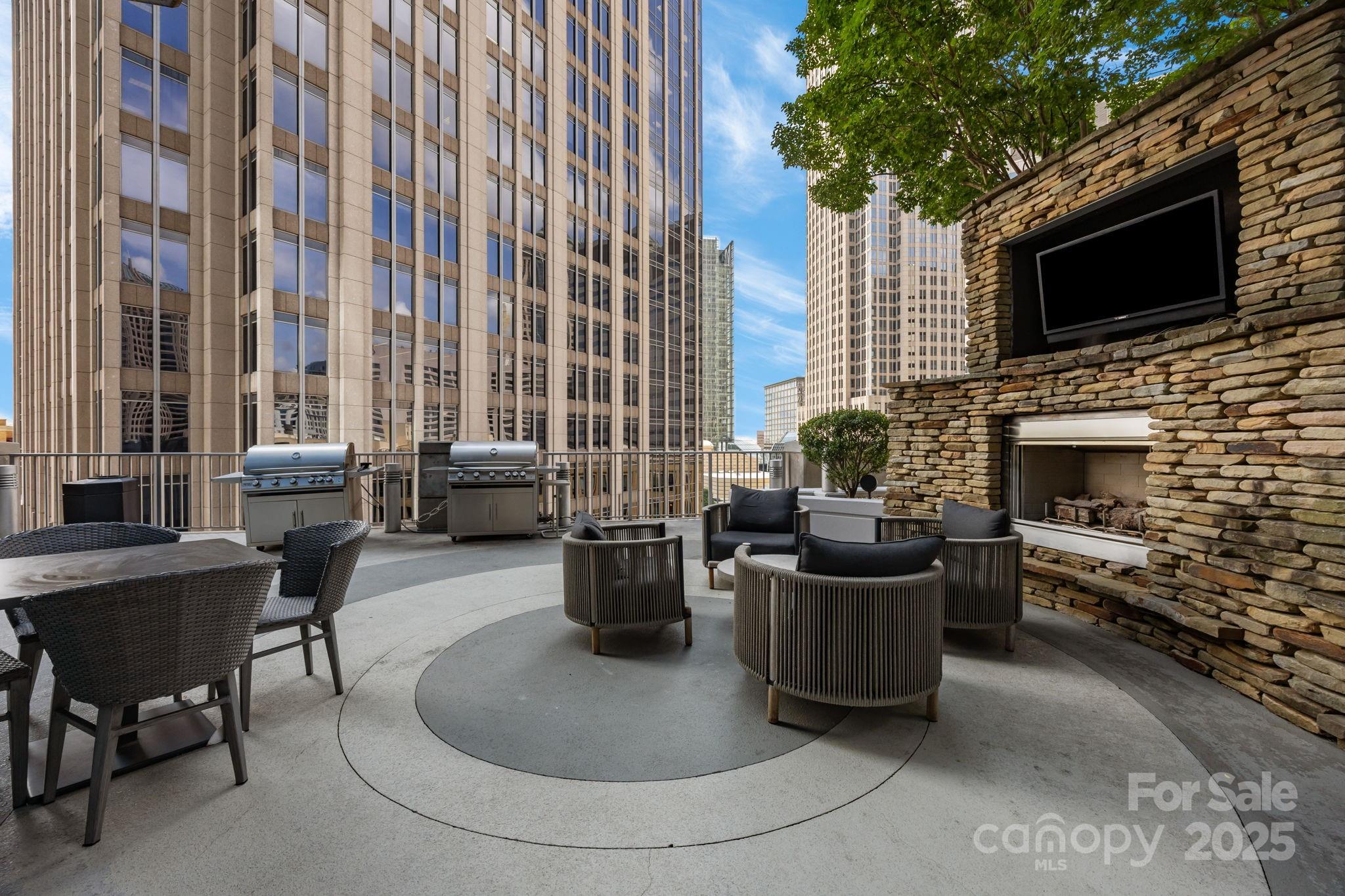 210 N Church Street 2612 Property Photo 30