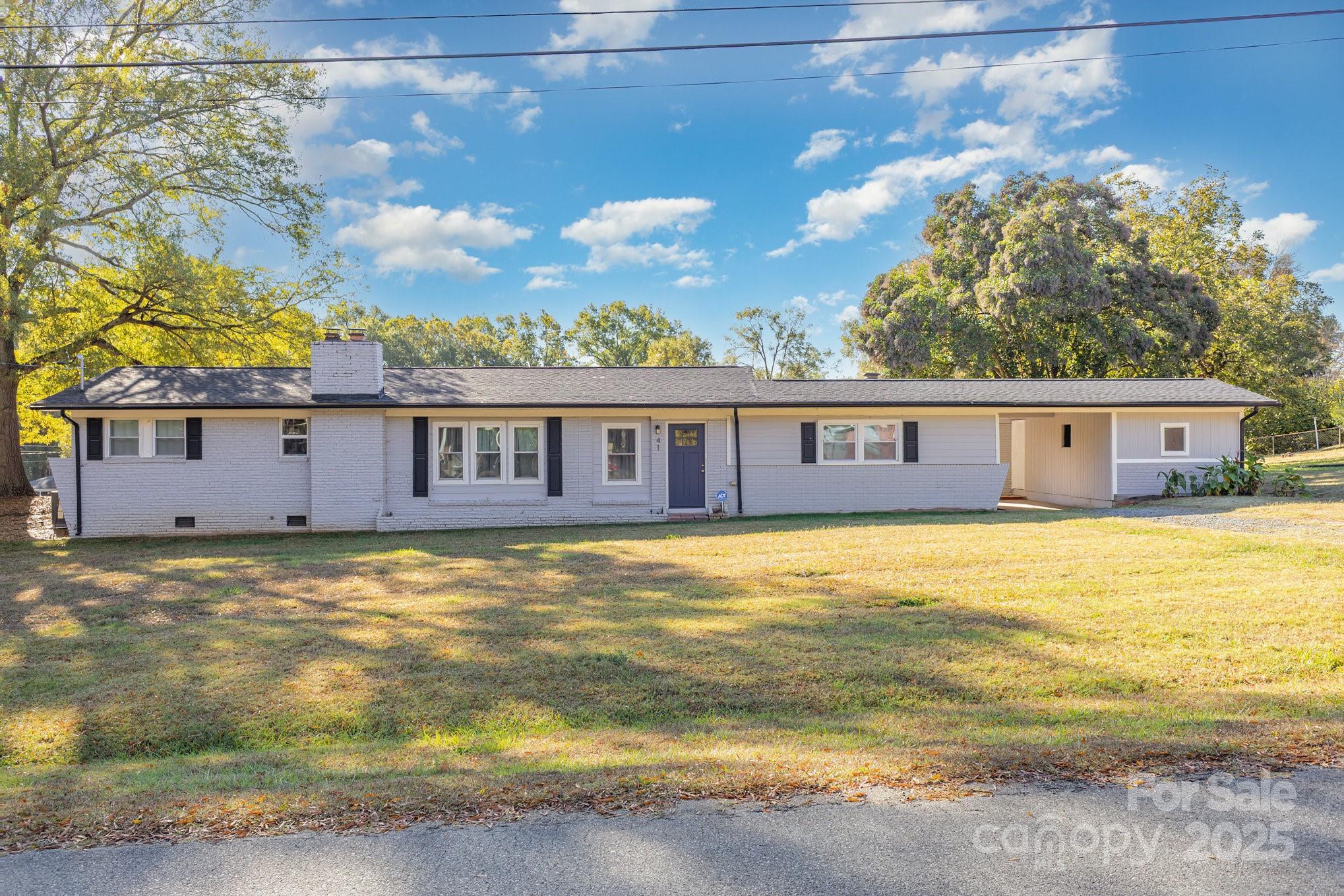 41 Fleetwood Drive Property Photo 1