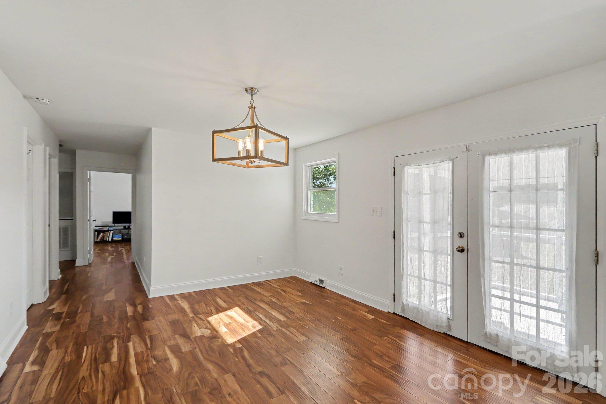 41 Fleetwood Drive Property Photo 5