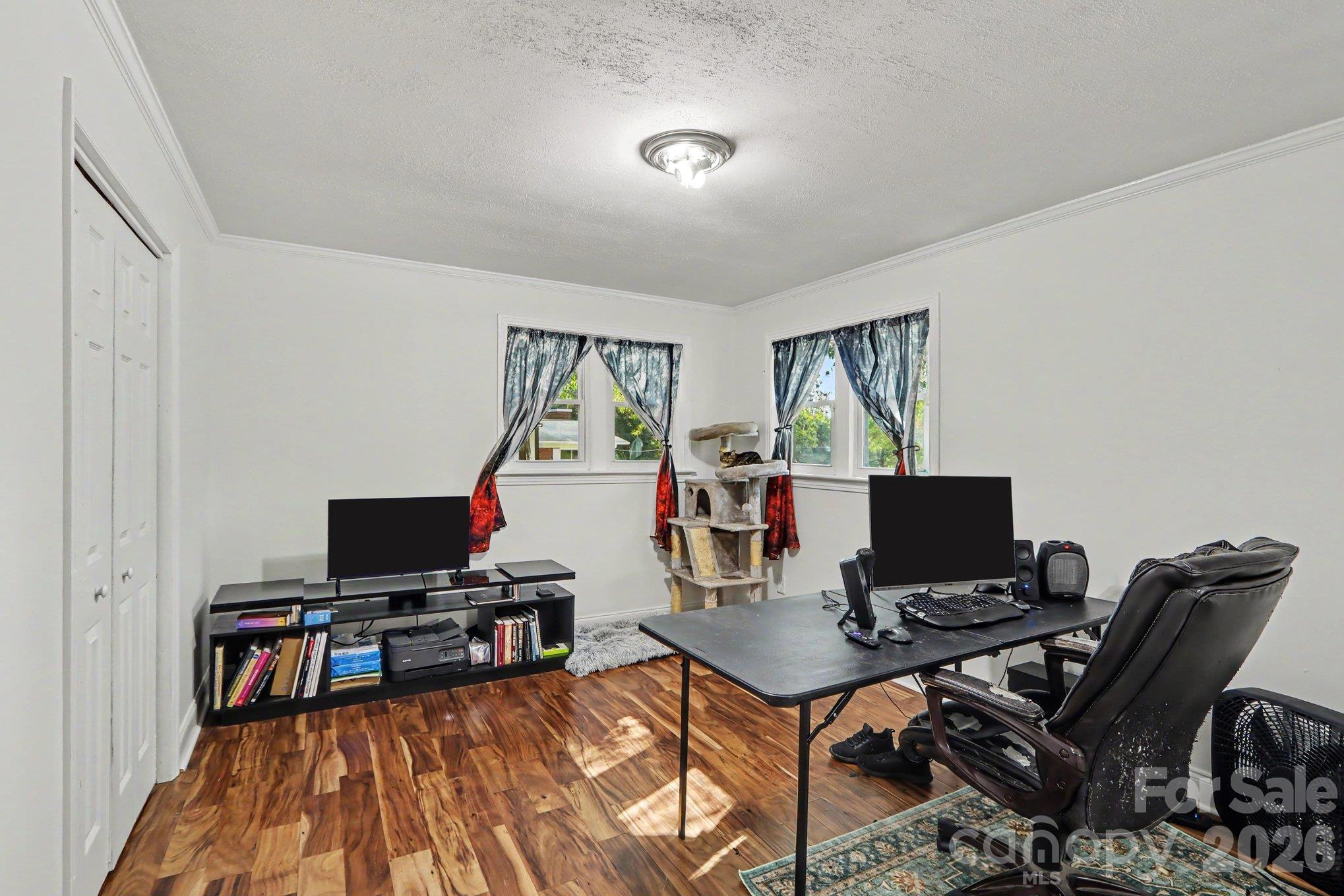 41 Fleetwood Drive Property Photo 9