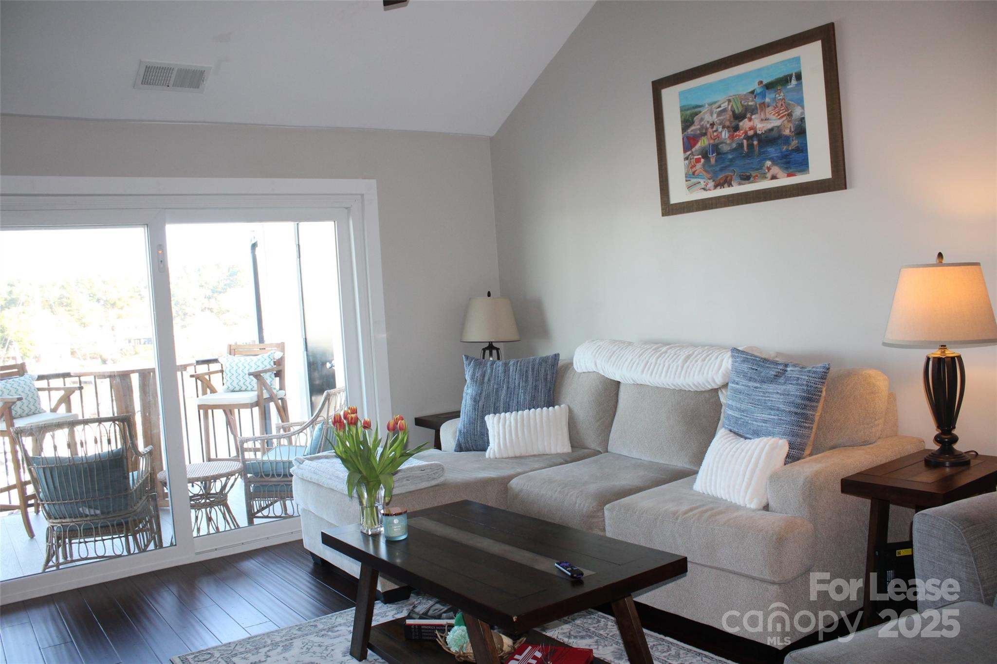 18749 Vineyard Point Lane Property Photo 8