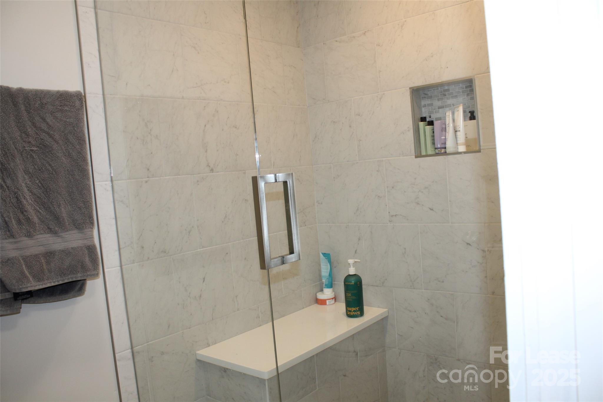 18749 Vineyard Point Lane Property Photo 20