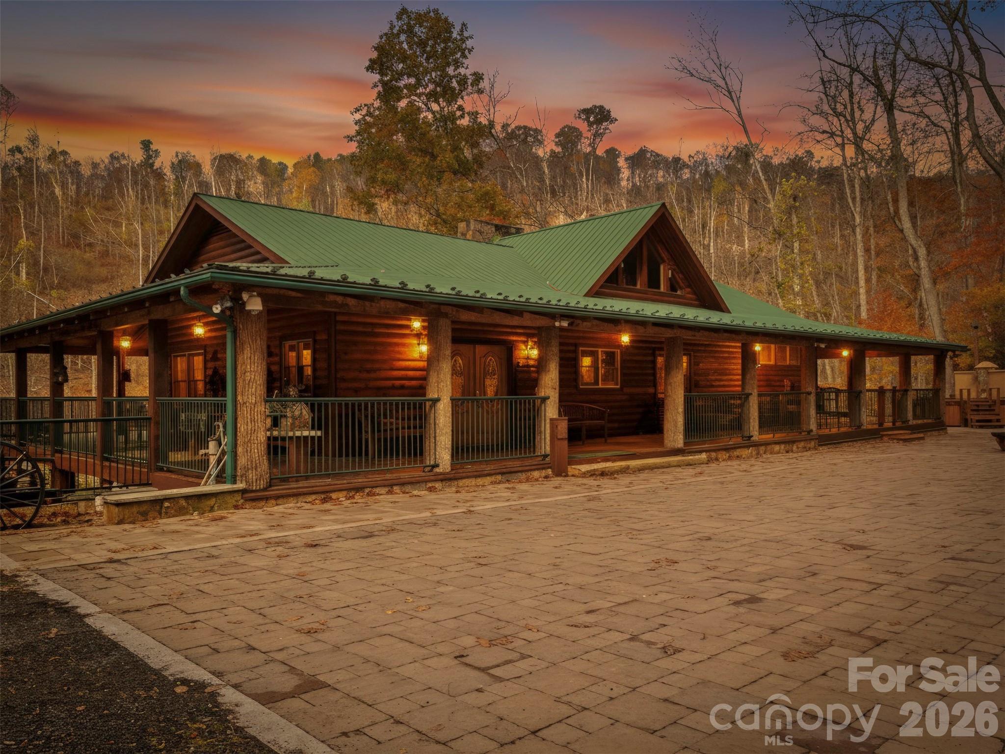 90 Rogers Creek Drive Property Photo 1