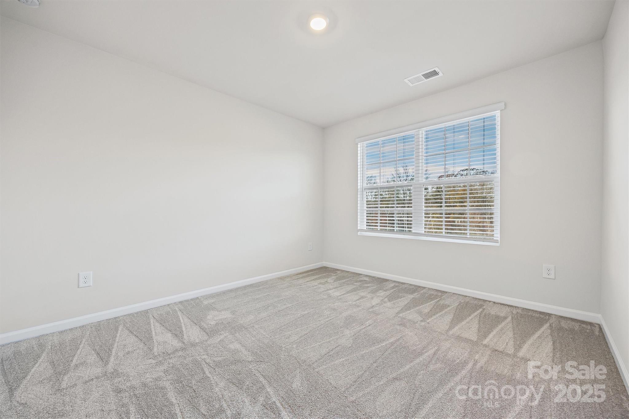 5038 Moss Pine Way Property Photo 18