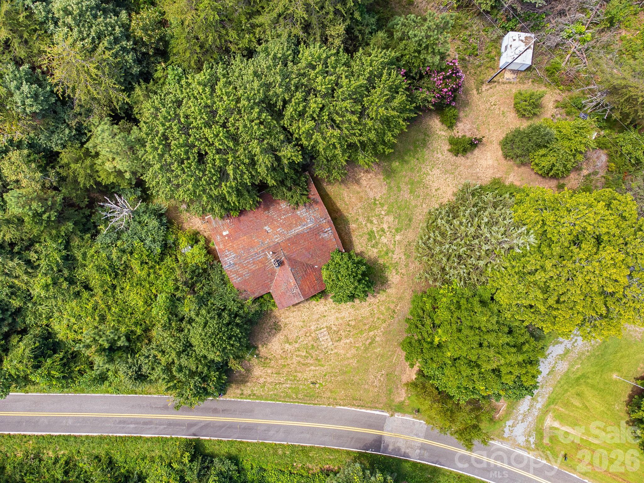 211 Luckadoo Road Property Photo 12