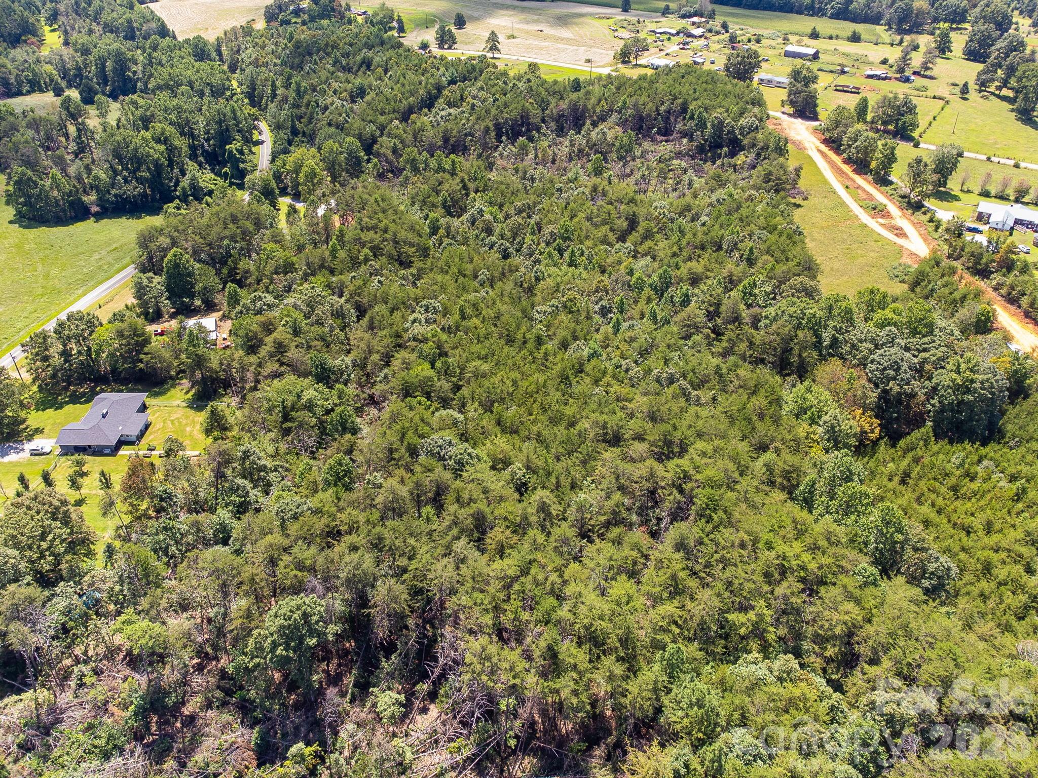 211 Luckadoo Road Property Photo 14